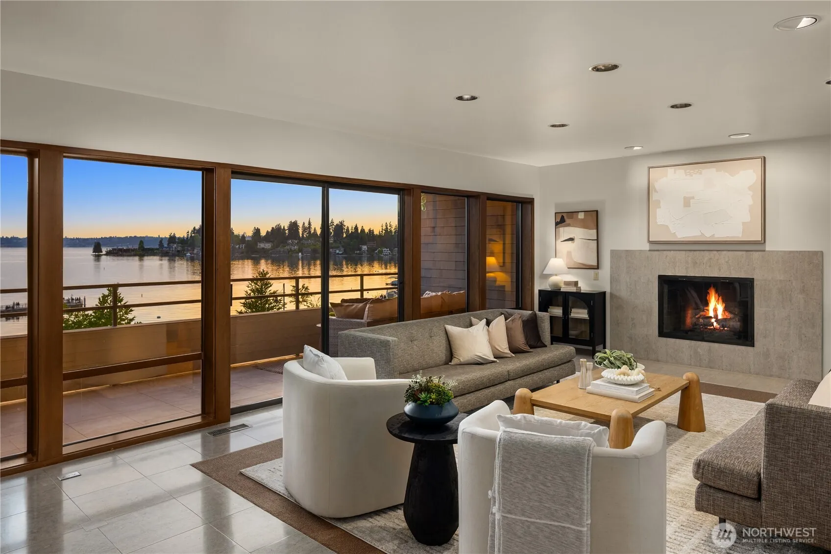 Property photo for 9903 Lake Washington Boulevard Ne #201, Bellevue photo 2