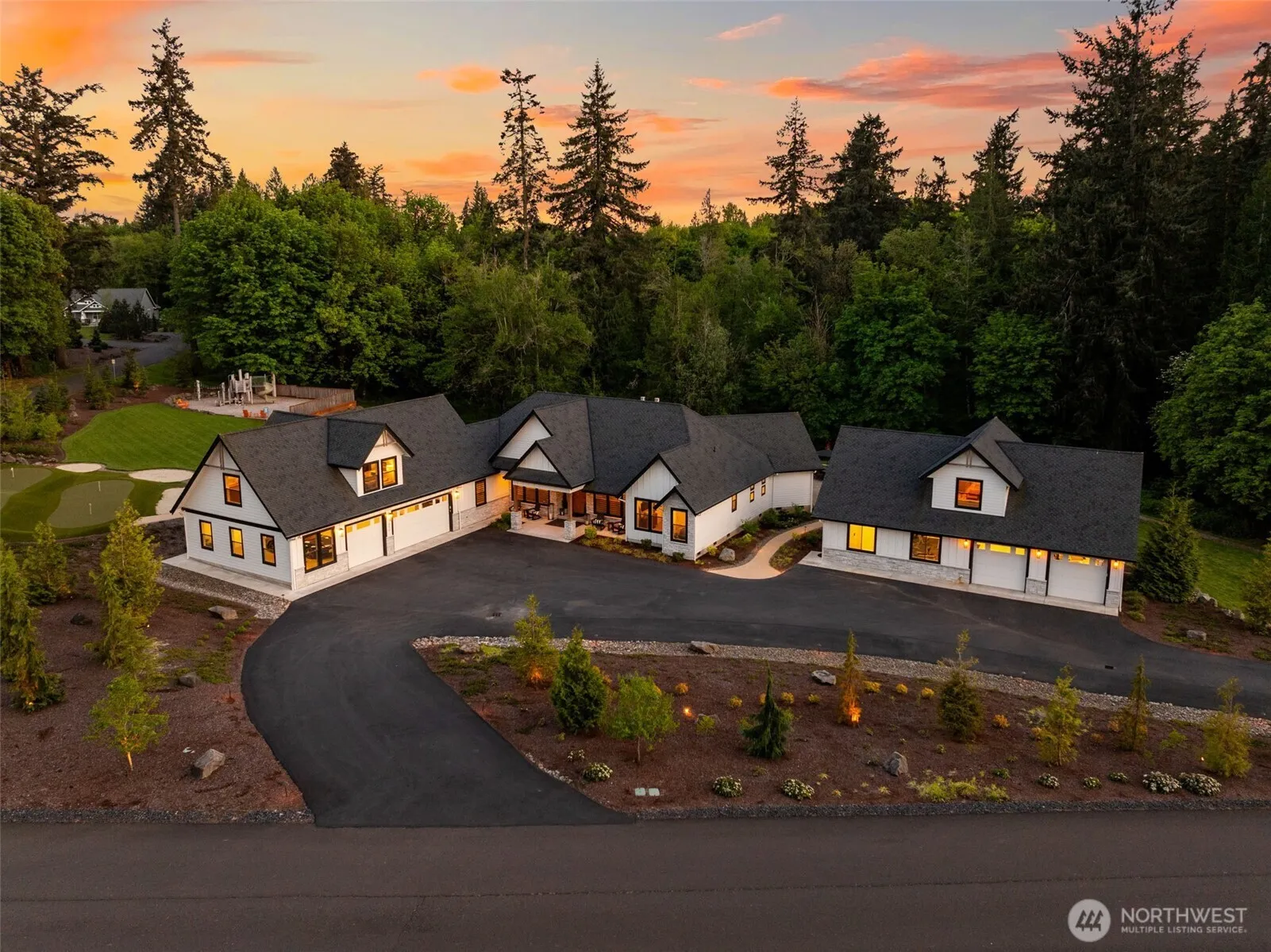 Property photo for 211 Nw 235th Street, Ridgefield