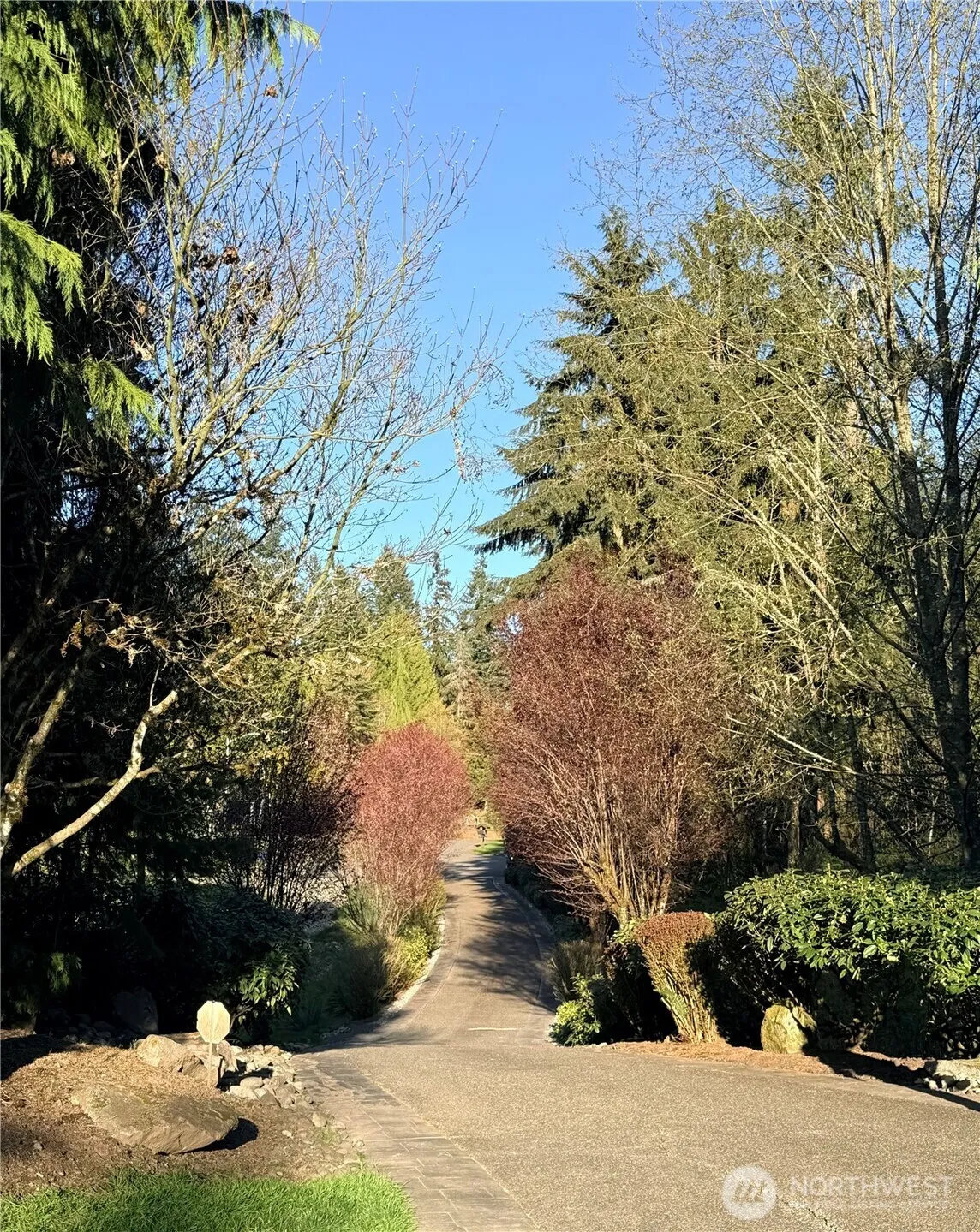 Property photo for 7402 229th Place Se, Woodinville photo 4