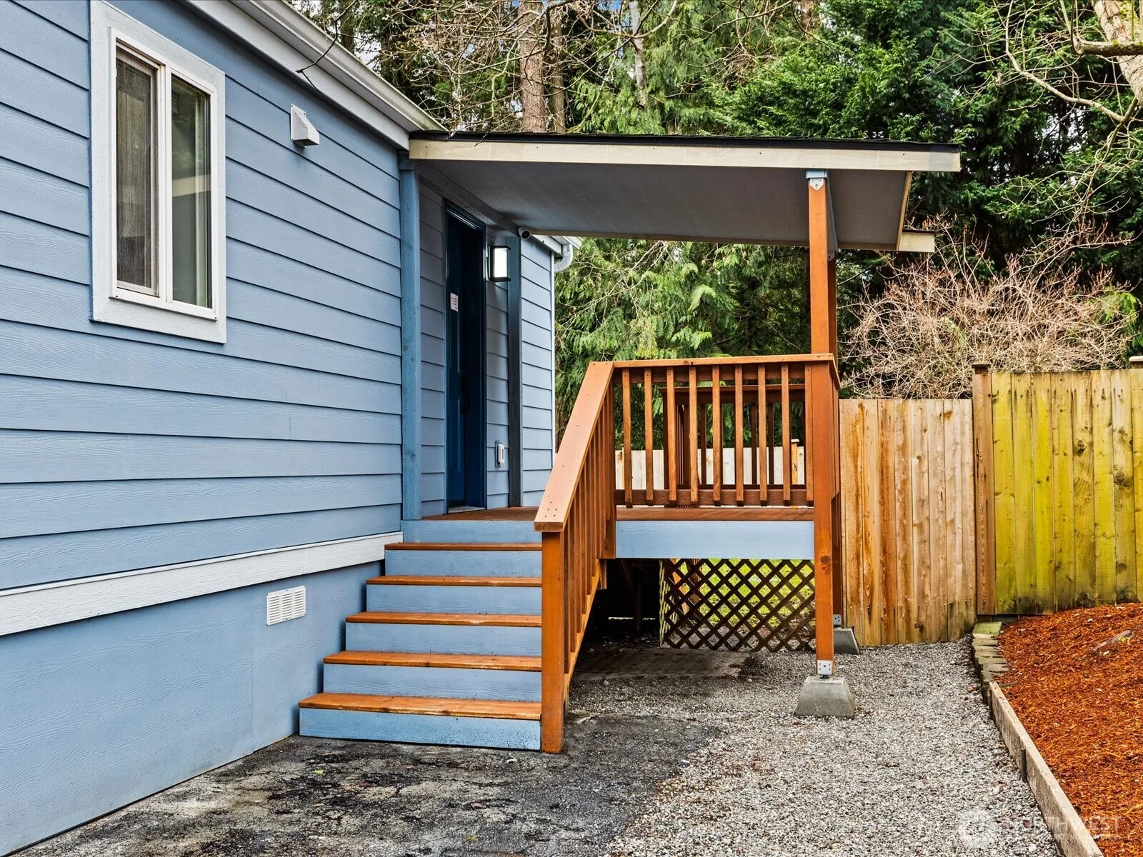 Property photo for 20500 Se 32nd Drive, Bothell