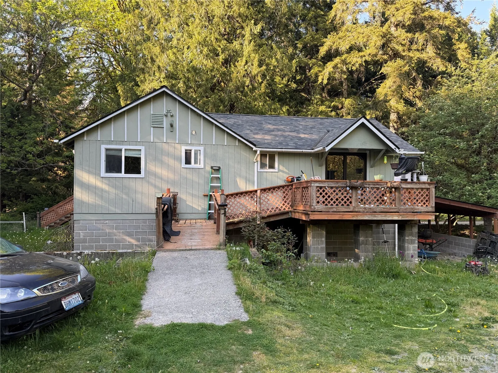 Property photo for 41766 N Shore Lane, Concrete