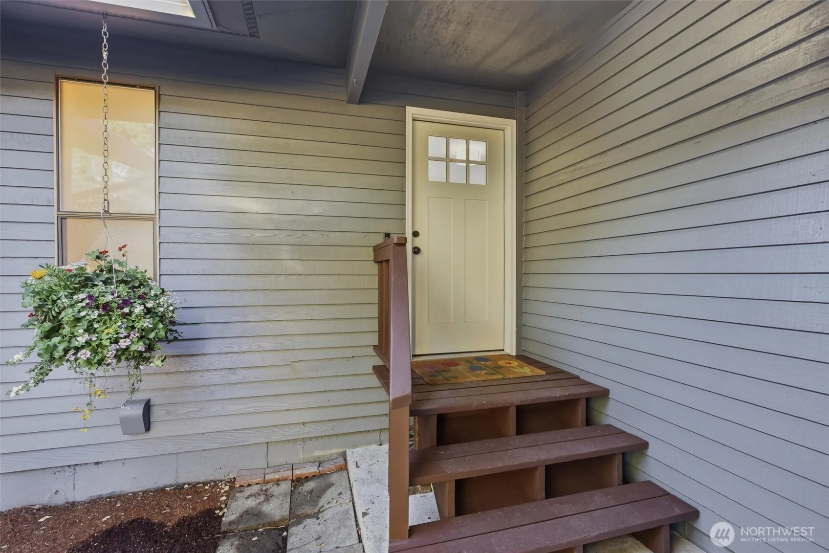 Property photo for 115 S 214th Street, Normandy Park photo 4