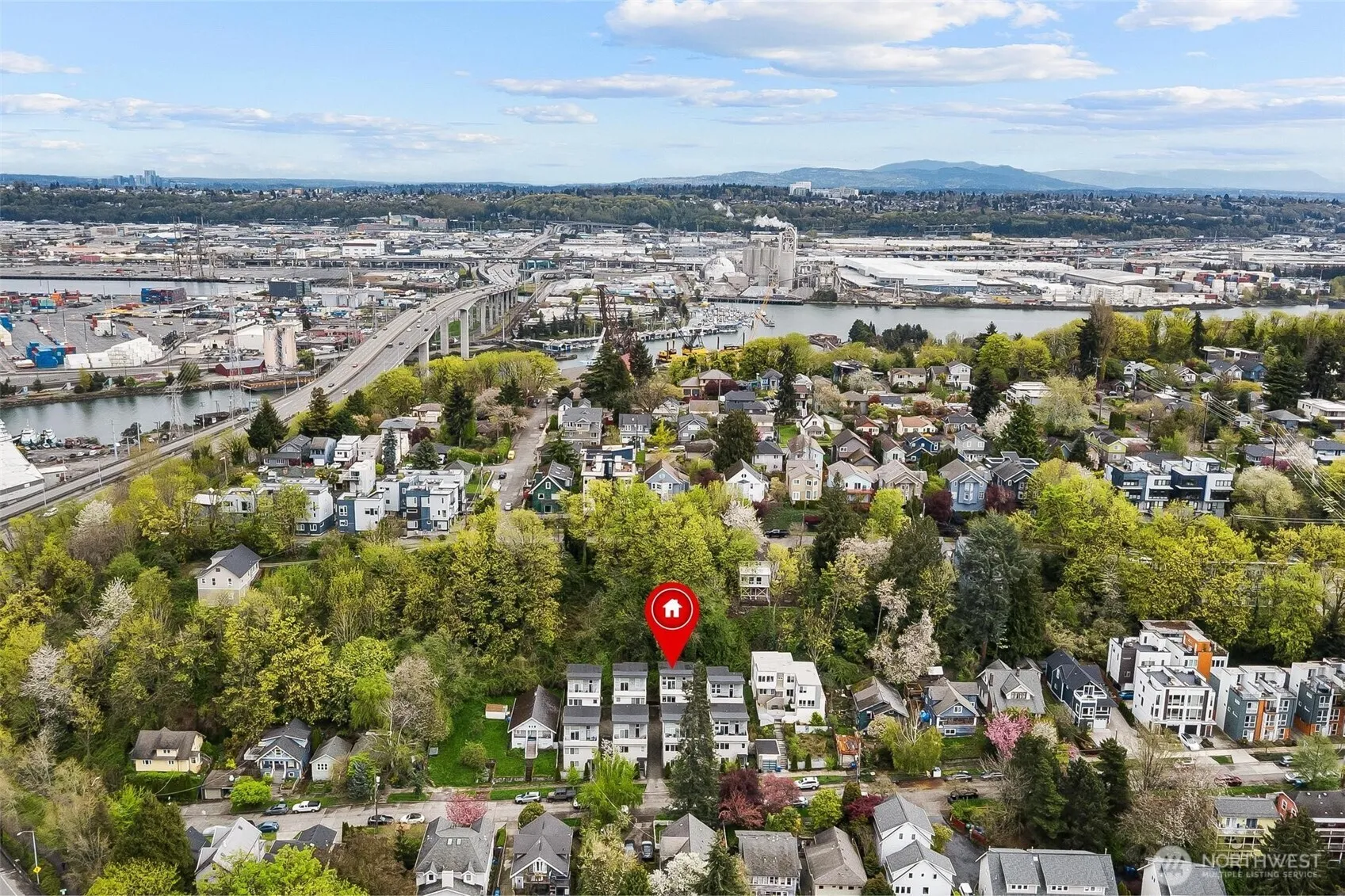 Property photo for 3812 22nd Avenue Sw, Seattle photo 2