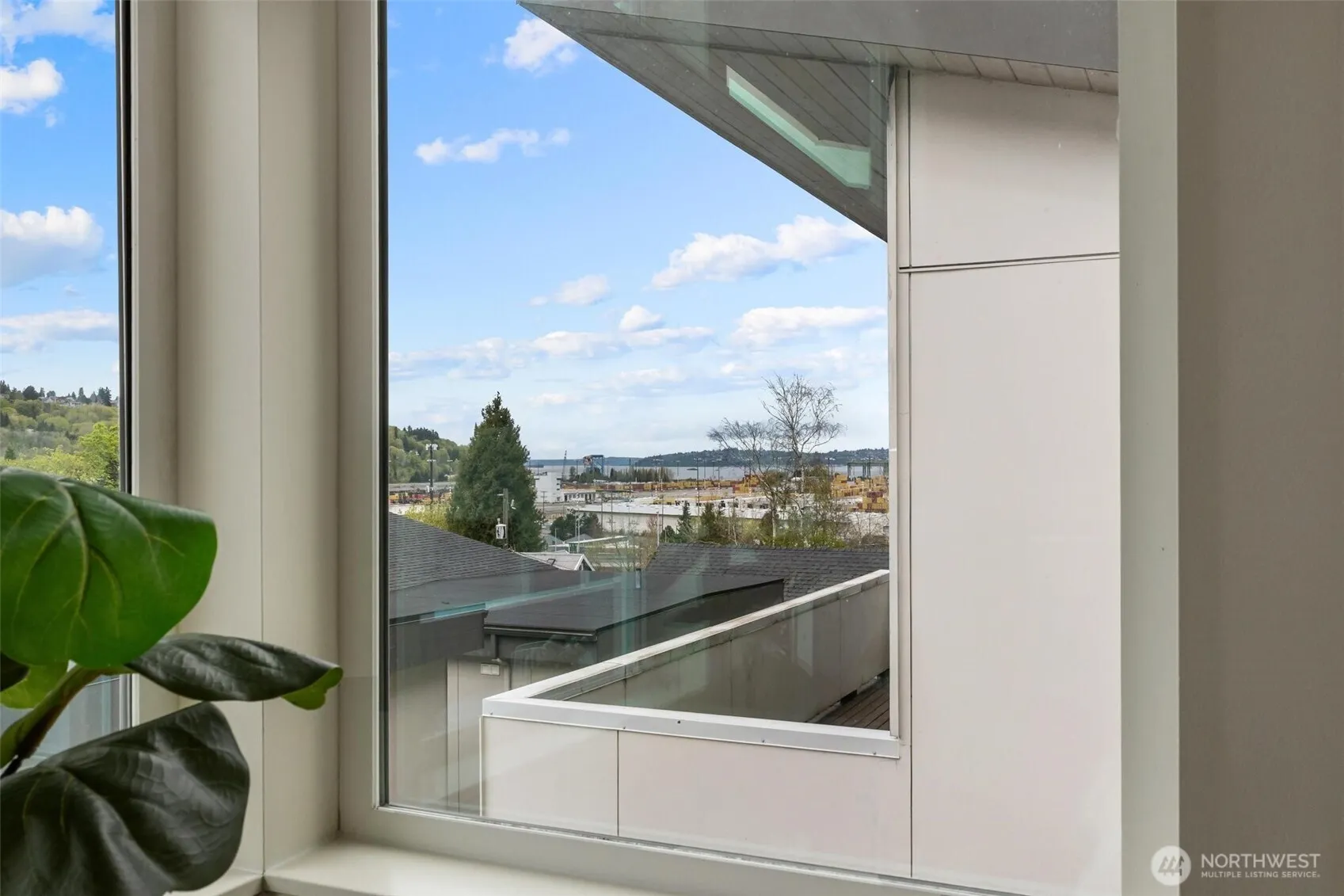 Property photo for 3812 22nd Avenue Sw, Seattle photo 5