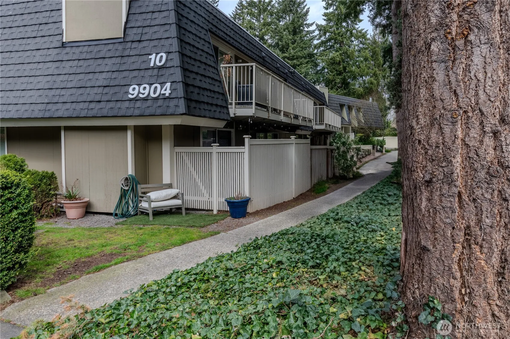 Property photo for 9904 Ne 124th Street #1005, Kirkland