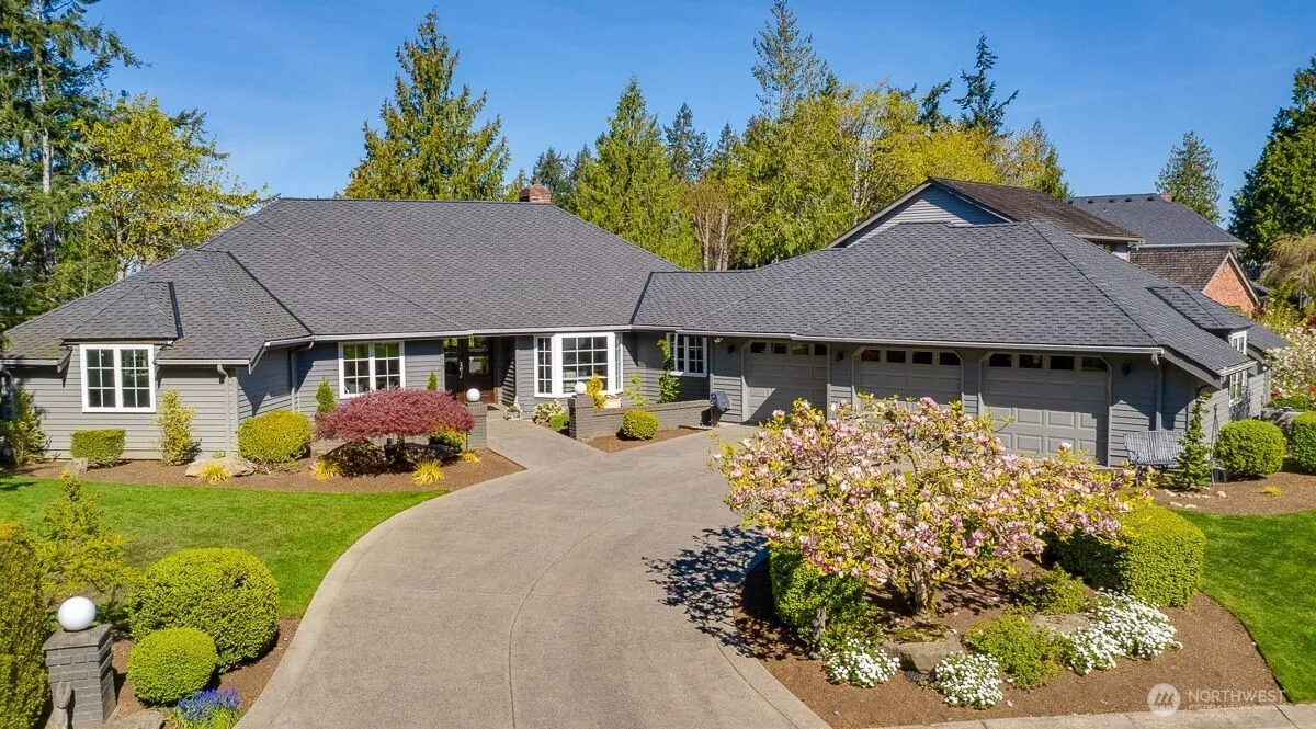 Property photo for 20230 Ne 38th Court, Sammamish photo 2