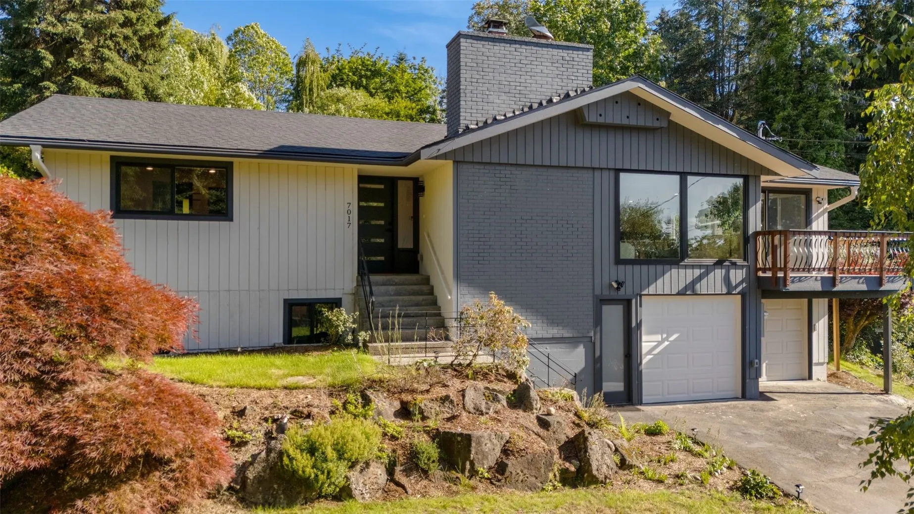 Property photo for 7017 Ne 155th Place, Kenmore photo 2