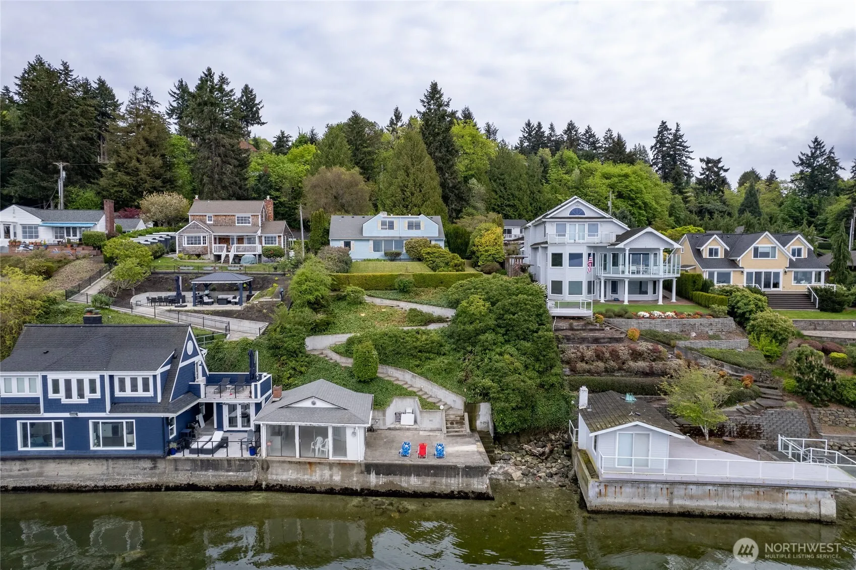 Property photo for 5498 Hyada Boulevard Ne, Tacoma