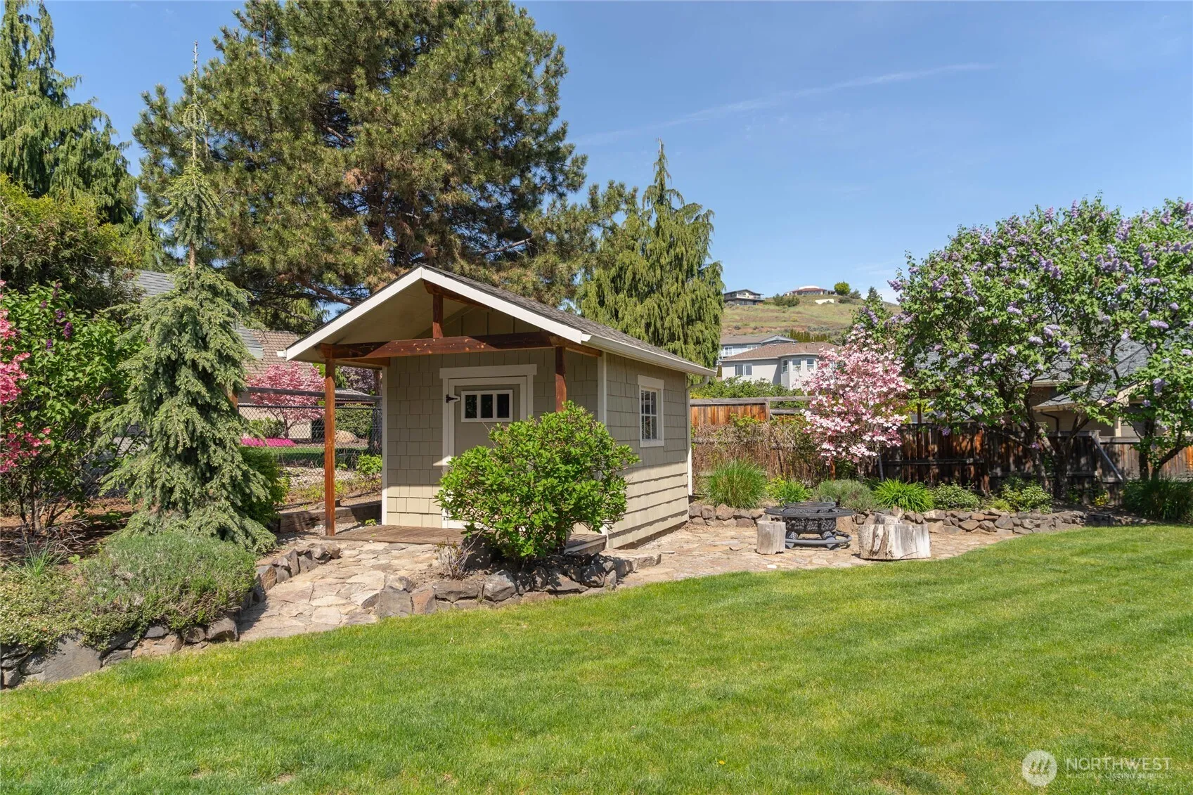 Property photo for 3642 Ridgeview Boulevard, Wenatchee photo 4