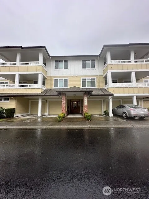 23943 Ne 115th Lane #204, Redmond