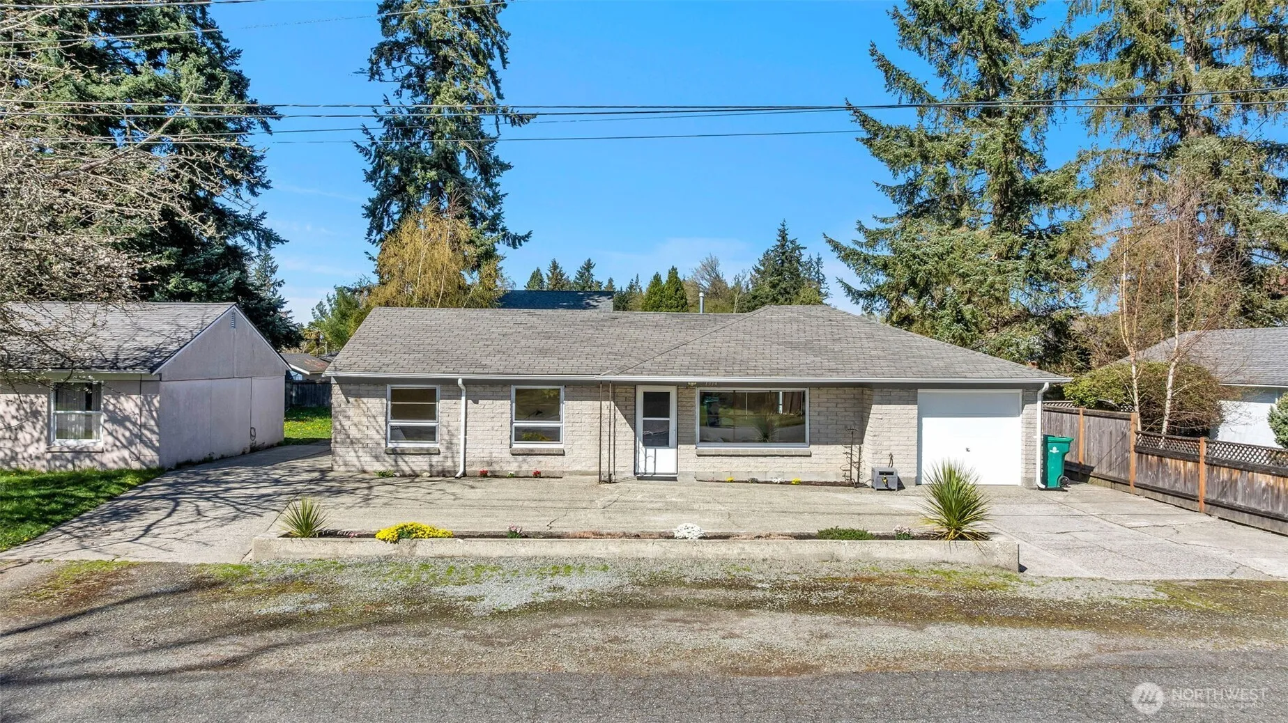 Property photo for 1314 N 188th Street, Shoreline photo 2