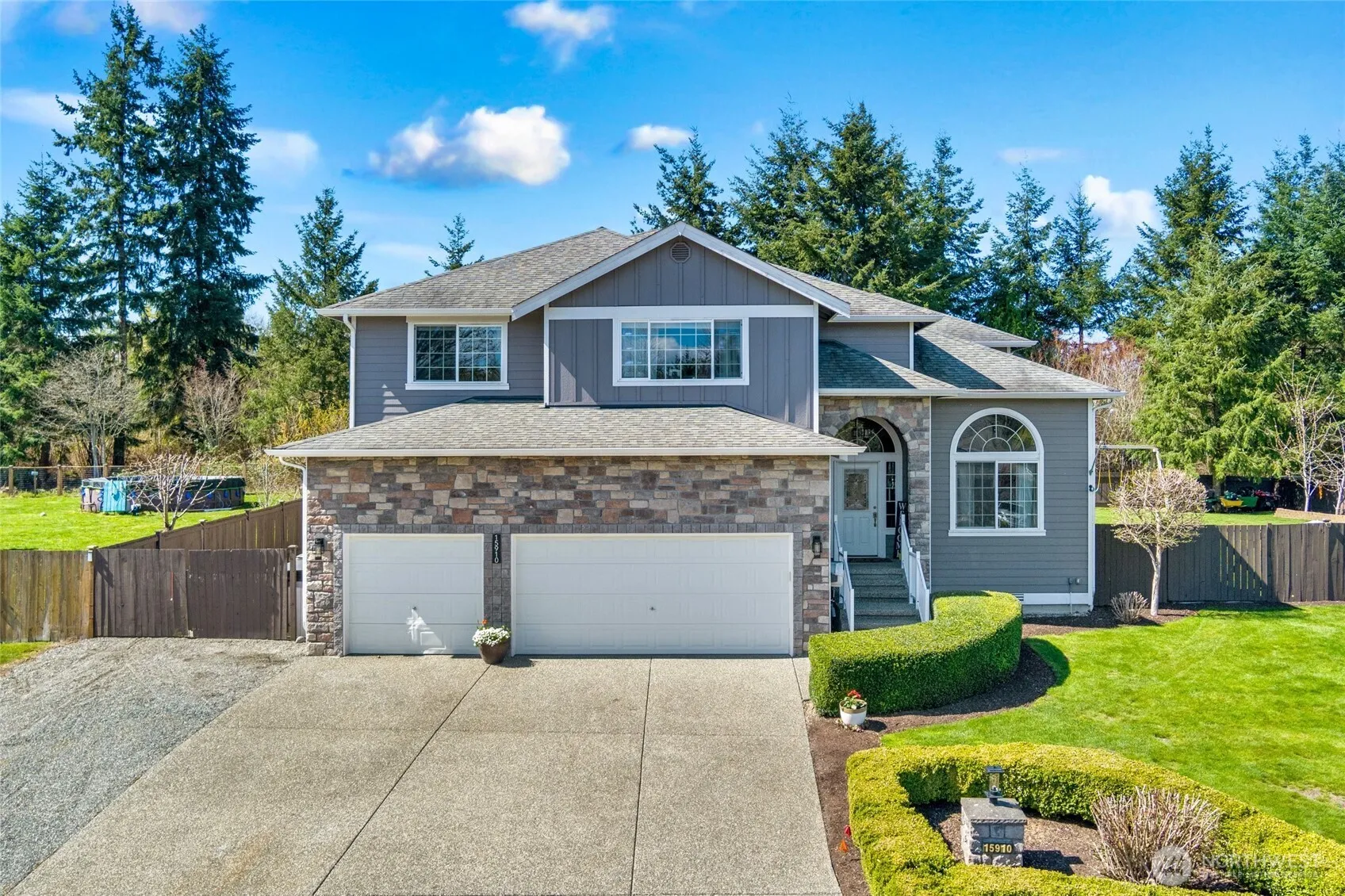 Property photo for 15910 27th Avenue Nw, Stanwood