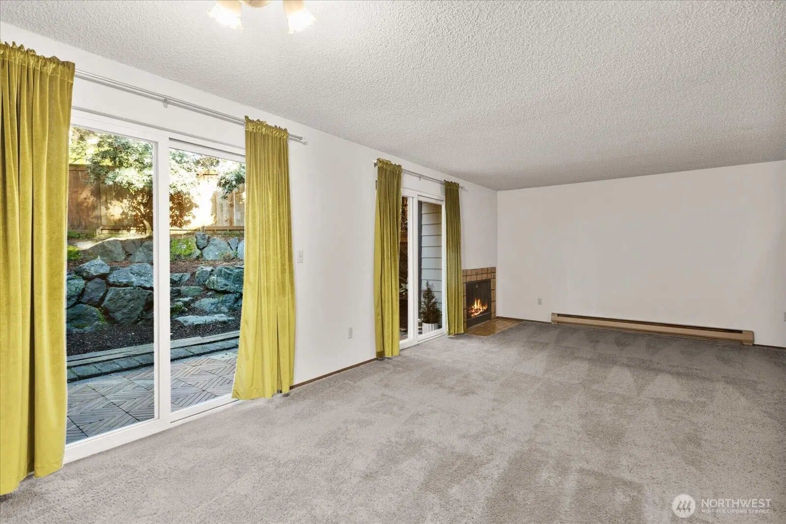 Property photo for 15914 3rd Place Sw #c, Burien photo 5