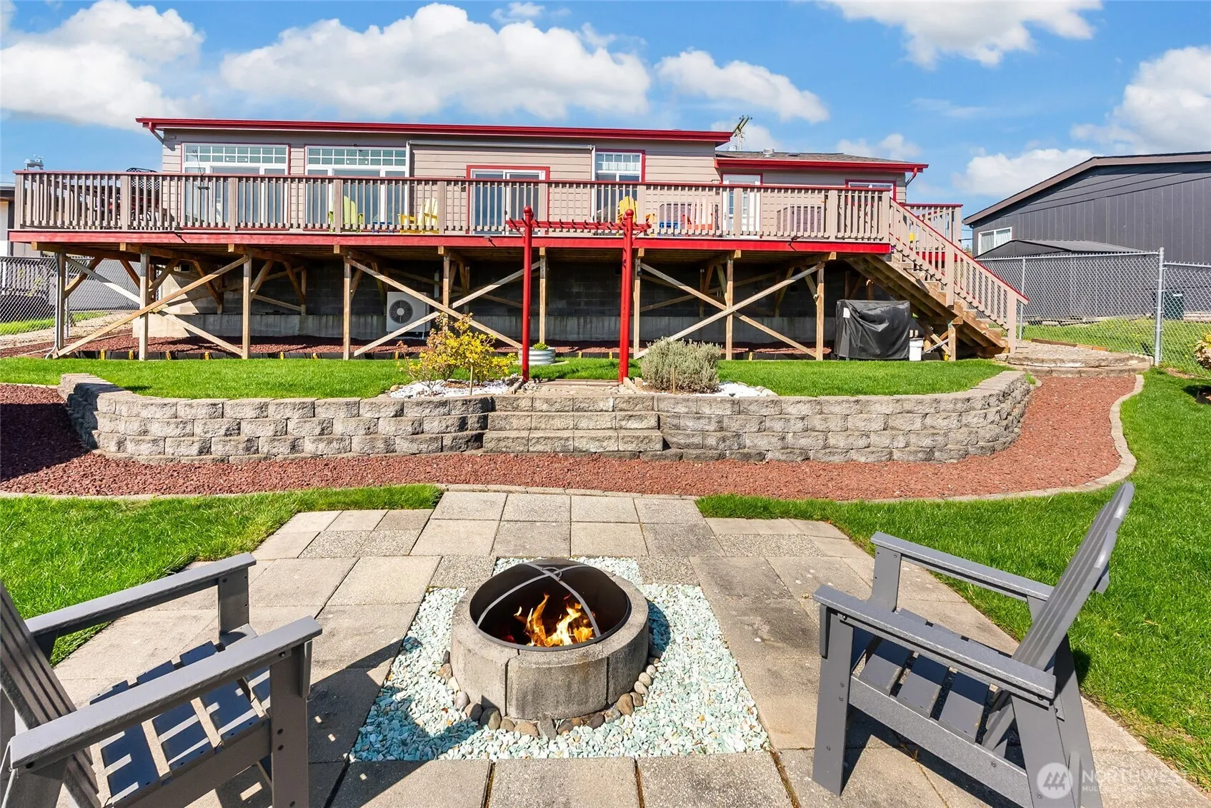 Property photo for 5511 Hillvue Road, Blaine