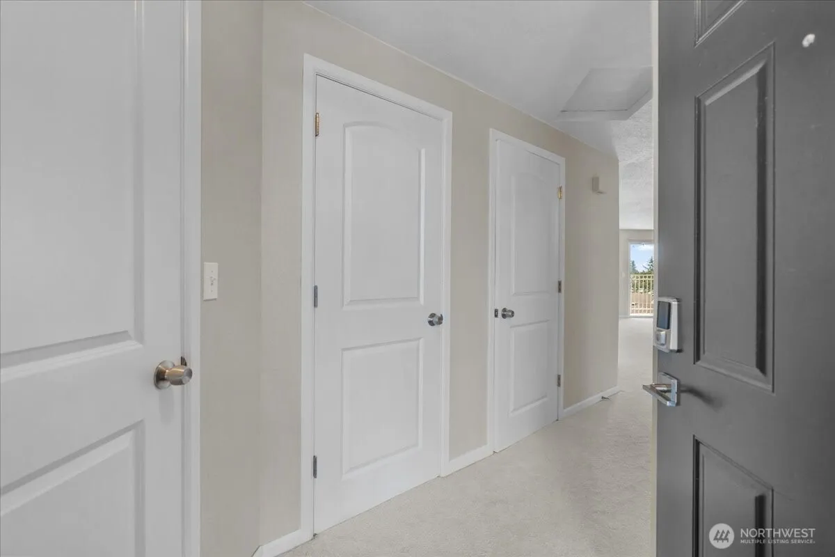 Property photo for 9815 Holly Drive #a305, Everett photo 5