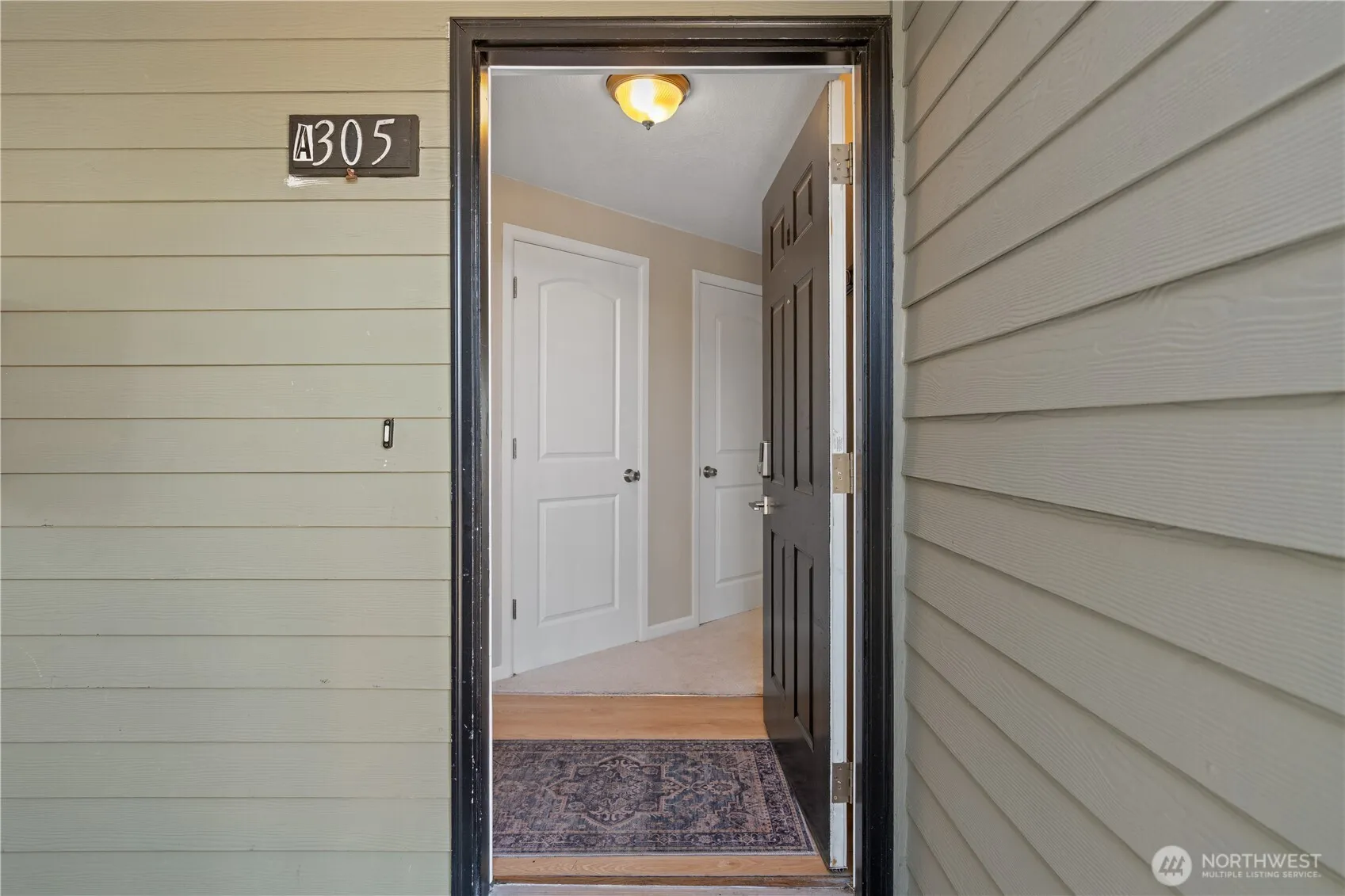 Property photo for 9815 Holly Drive #a305, Everett photo 4