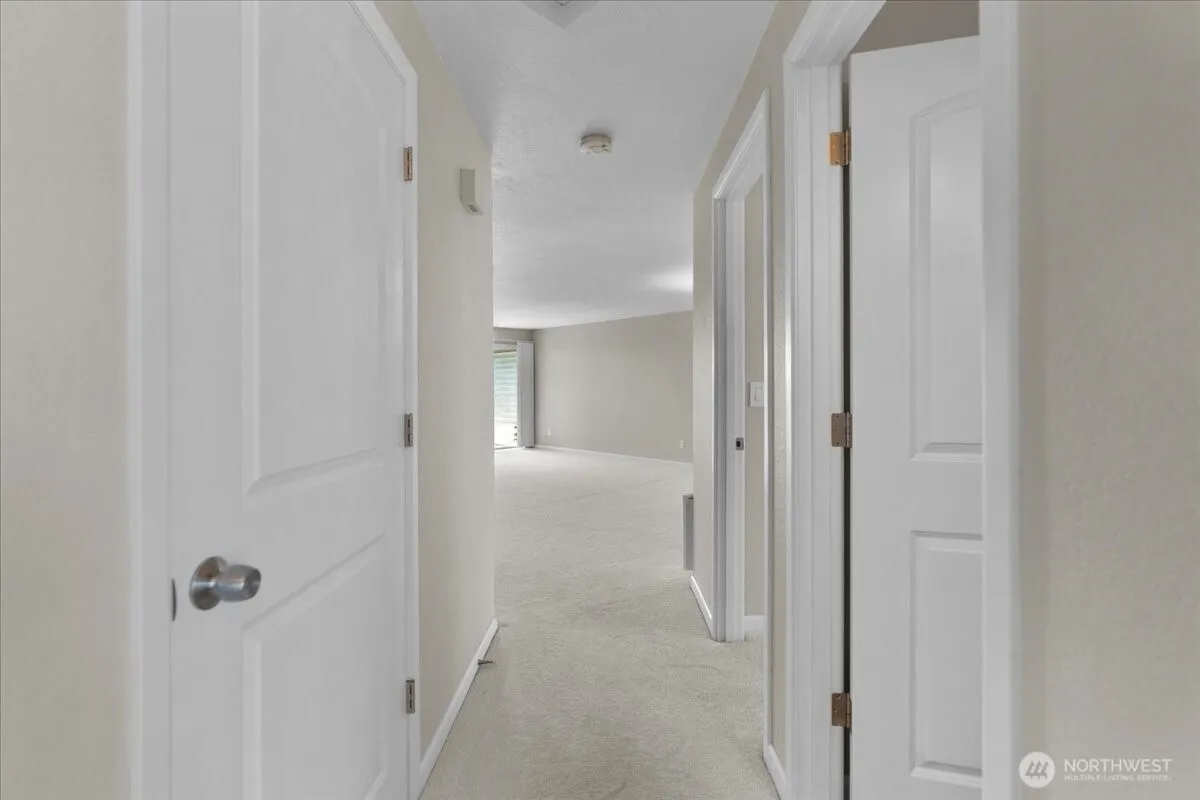 Property photo for 9815 Holly Drive #a305, Everett photo 3