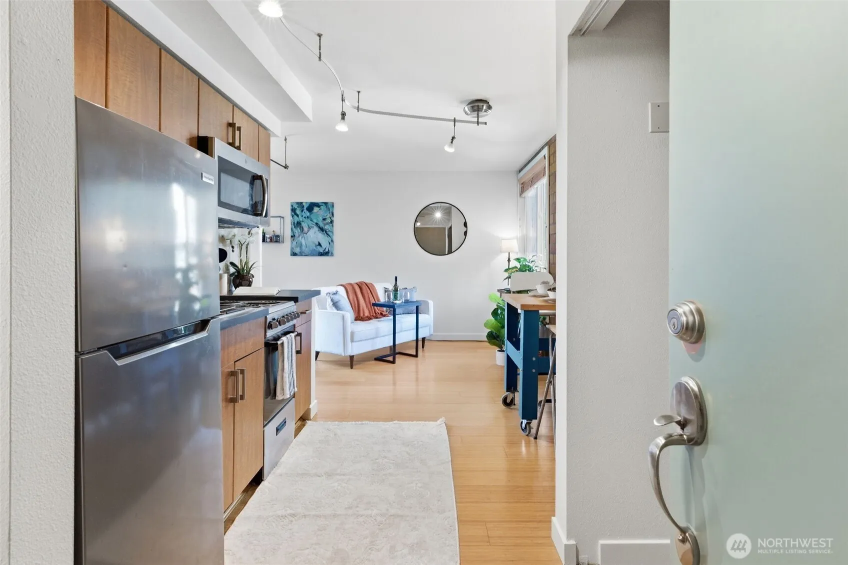 Property photo for 905 Cherry Street #306, Seattle photo 4