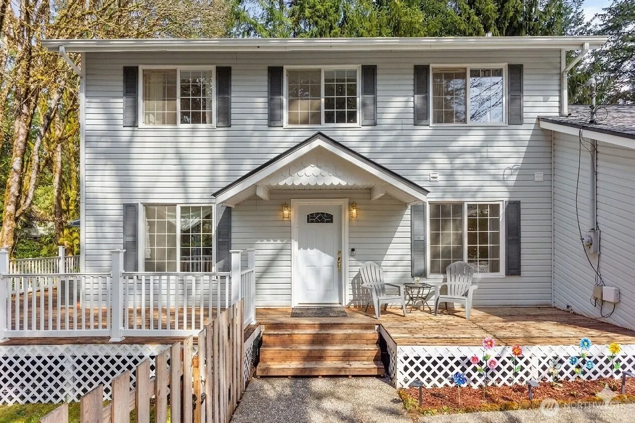 Property photo for 2275 Northlake Way Nw, Bremerton