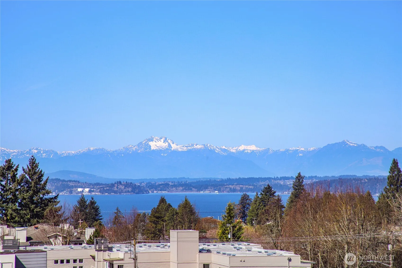 Property photo for 6318 41st Avenue Sw #a, Seattle