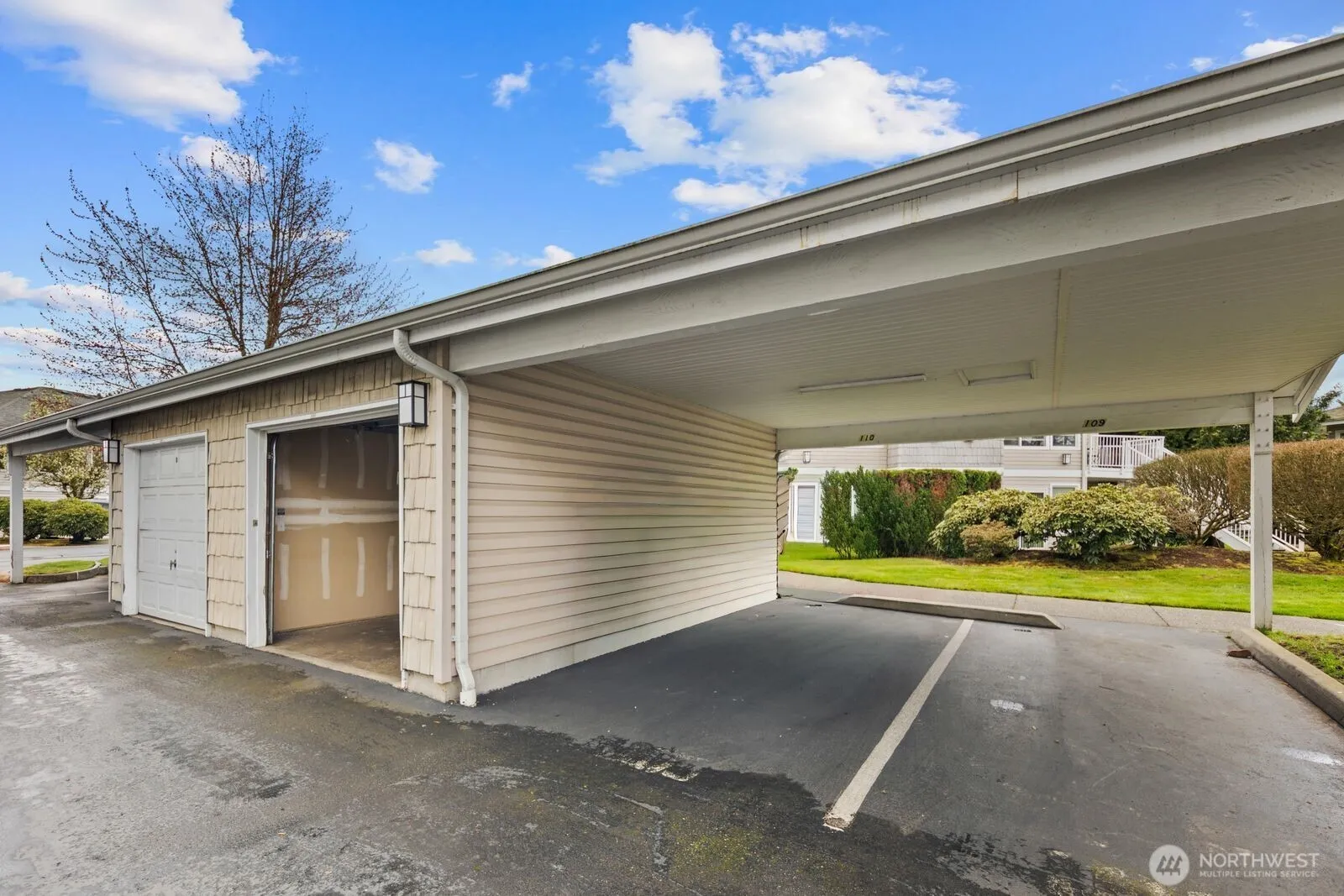 Property photo for 11130 Se 208th Street #h103, Kent photo 4