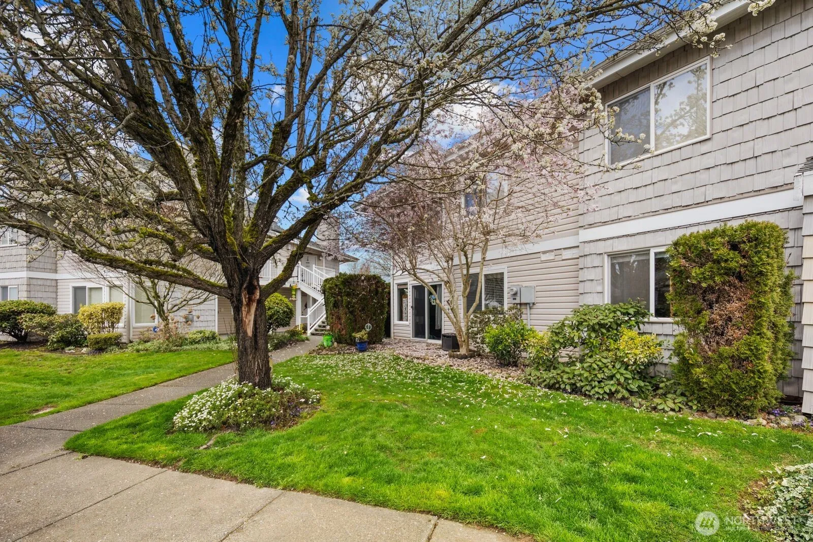 Property photo for 11130 Se 208th Street #h103, Kent photo 5