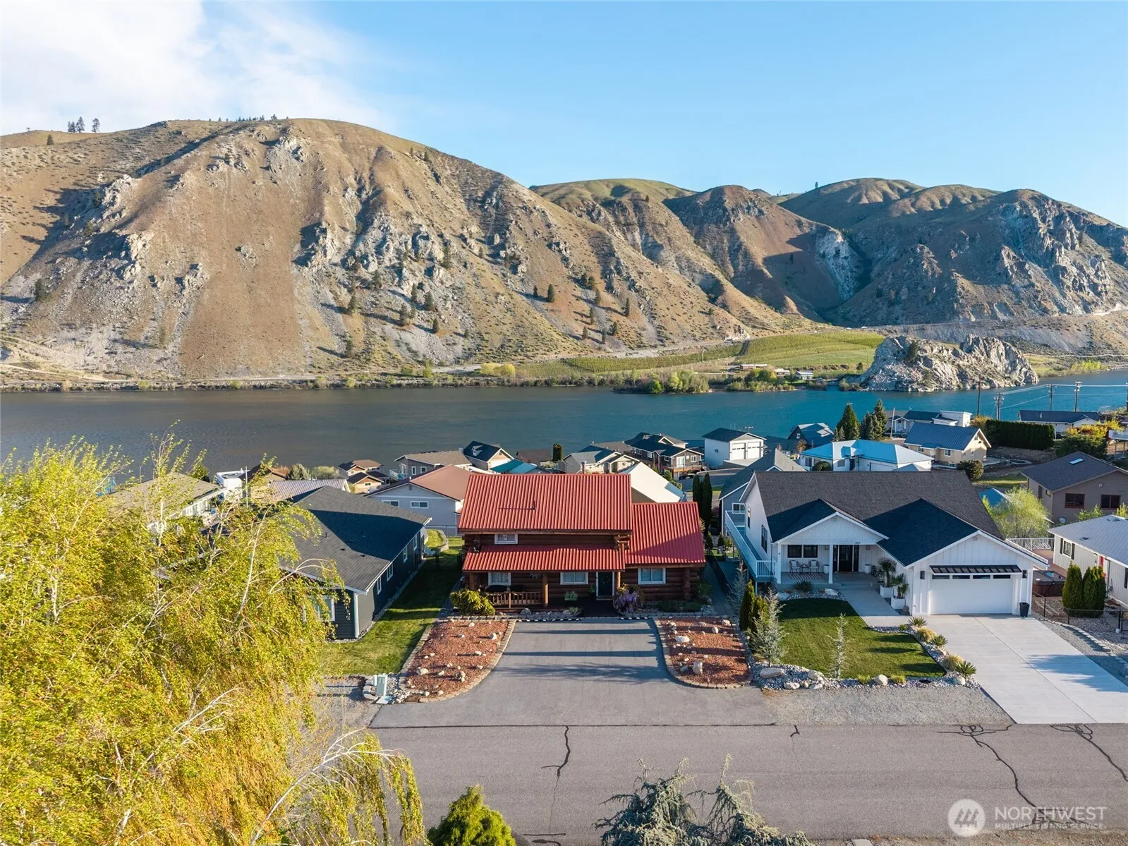 Property photo for 215 W Marine View Place, Orondo photo 5