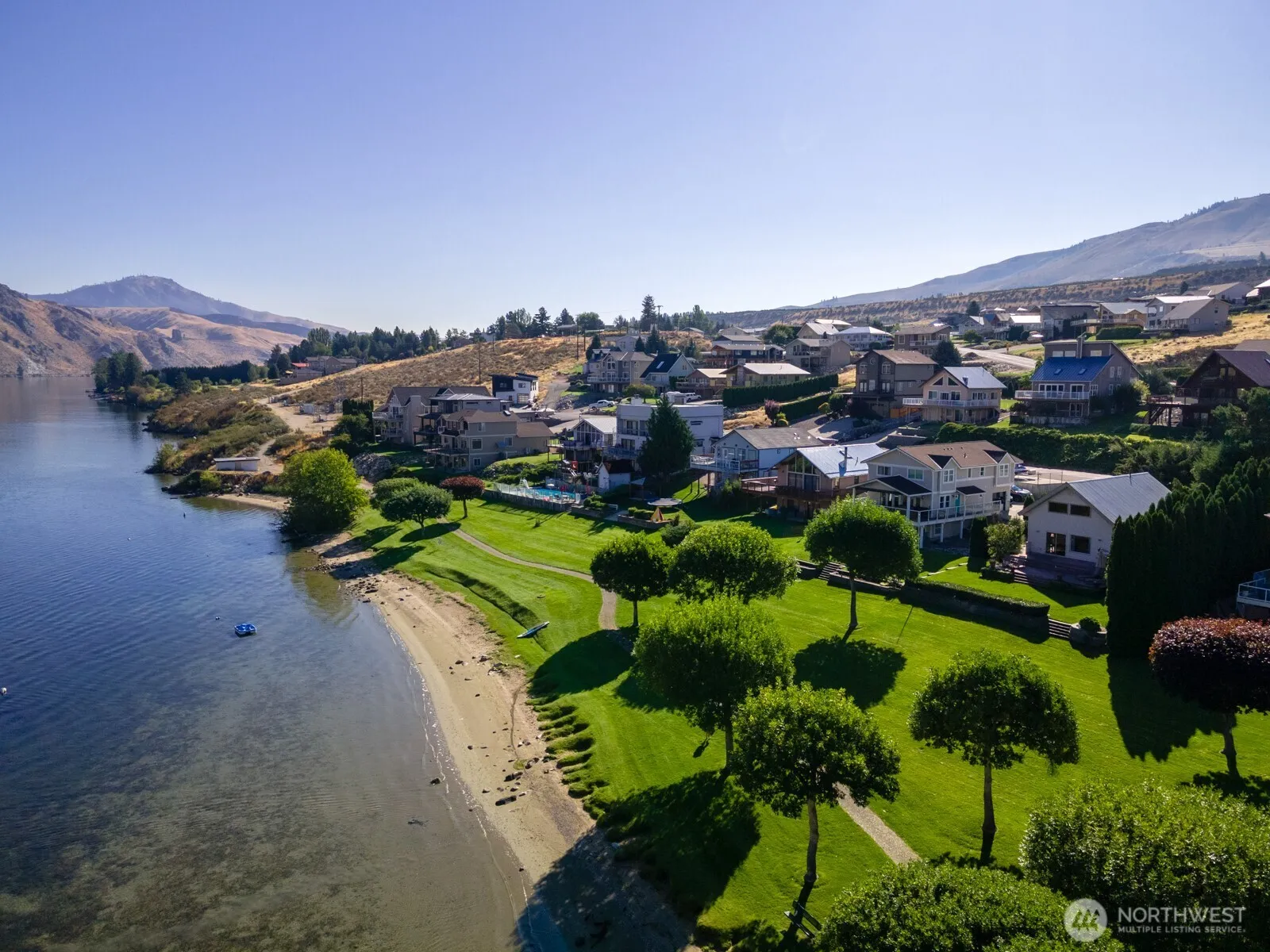 Property photo for 215 W Marine View Place, Orondo photo 4