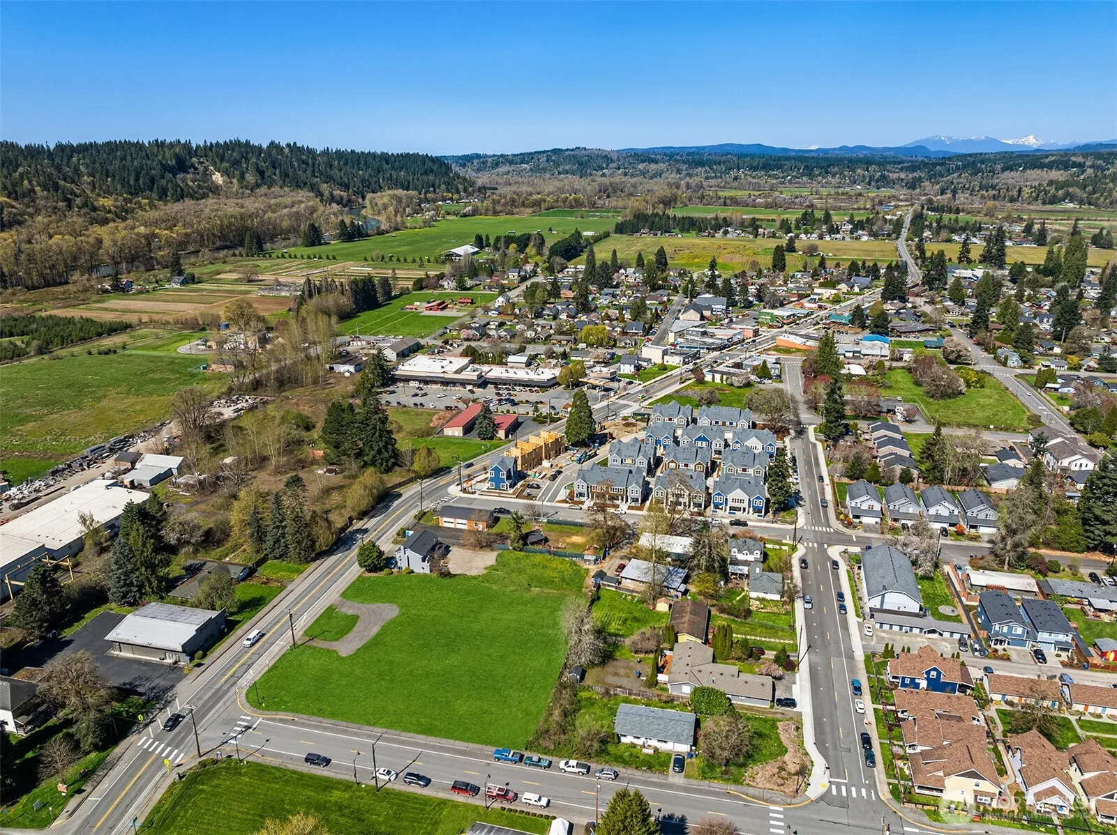 Property photo for 41 Xx Tolt Avenue, Carnation photo 2