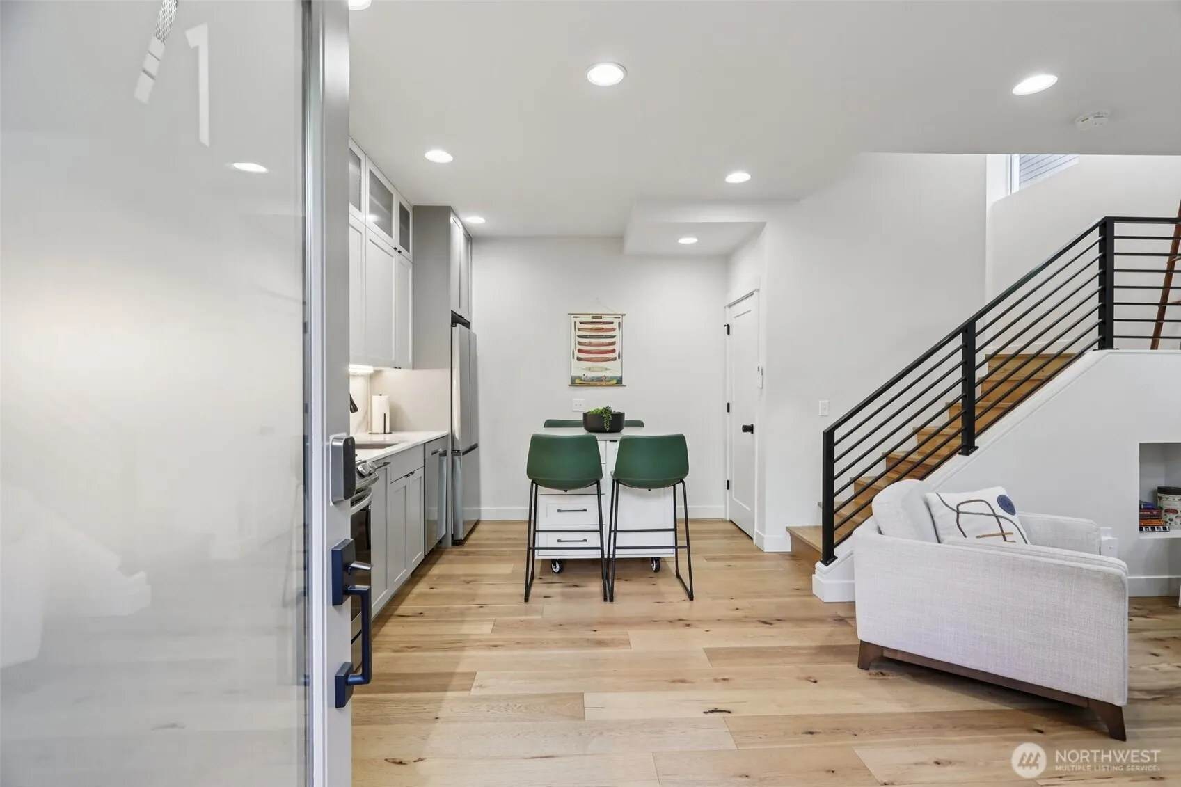 Property photo for 71 W Dravus Street, Seattle photo 4