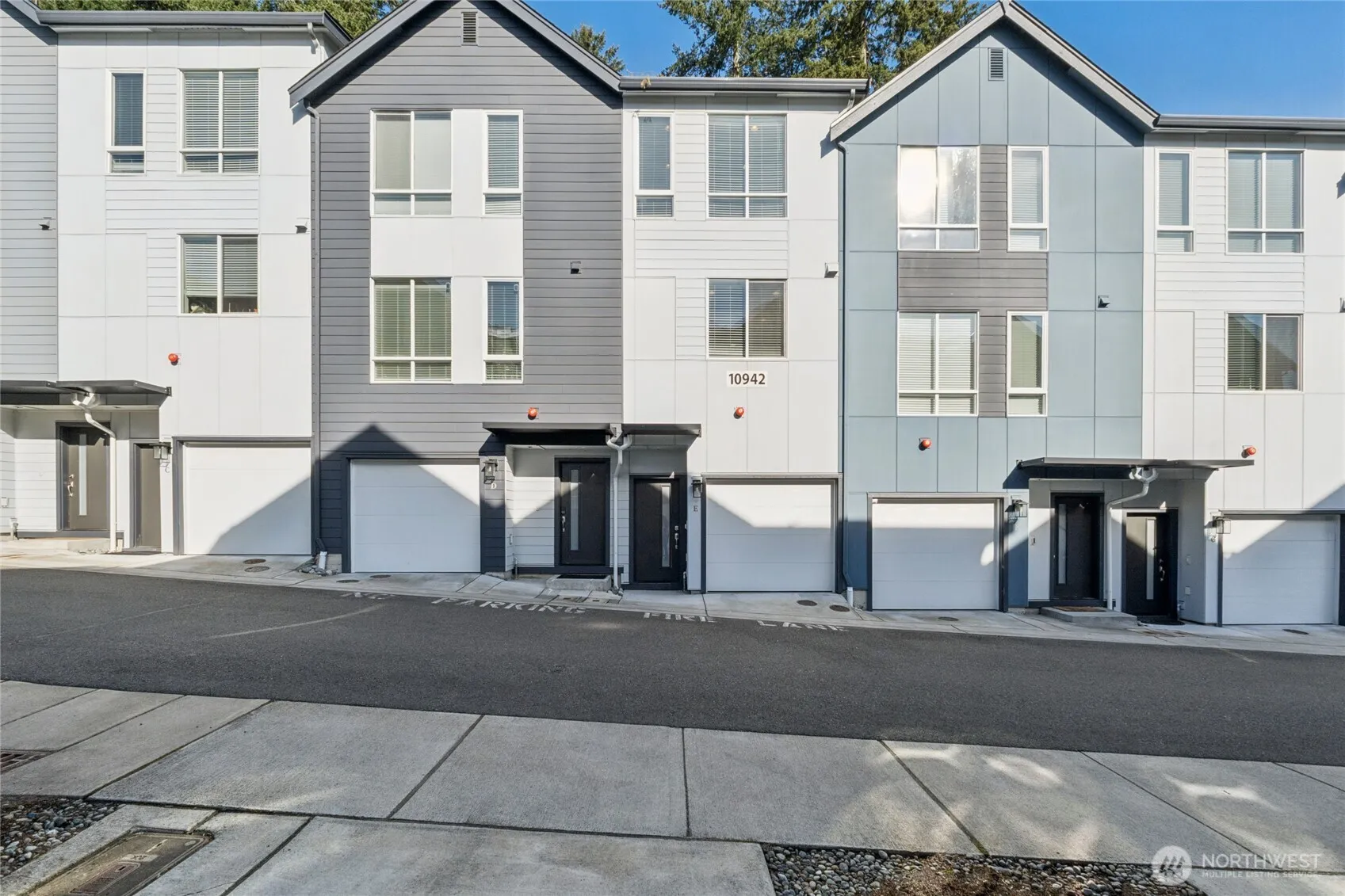 Property photo for 10942 Ne 189th Place #e, Bothell