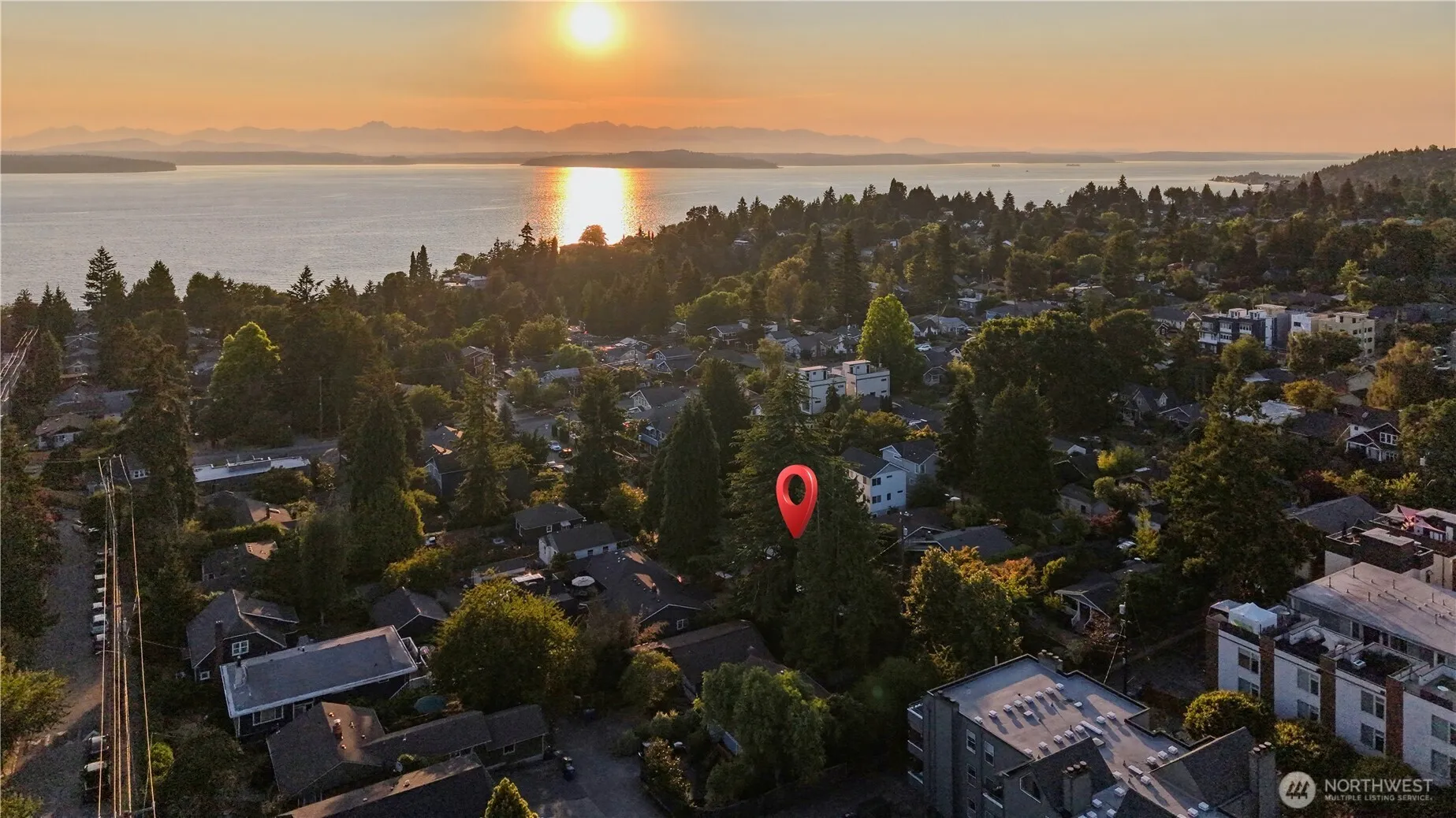 Property photo for 4319 Sw Mills Street, Seattle