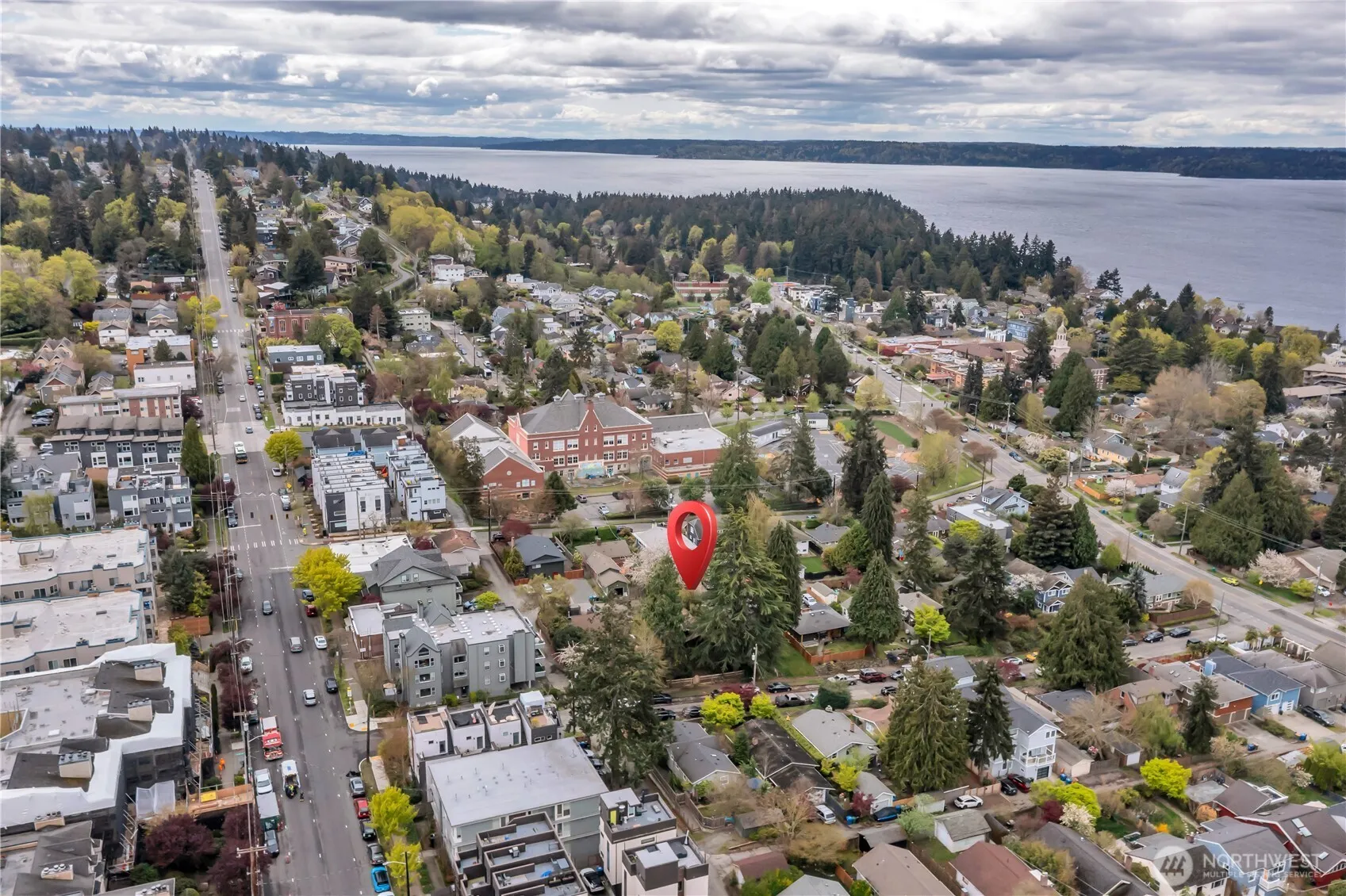 Property photo for 4319 Sw Mills Street, Seattle