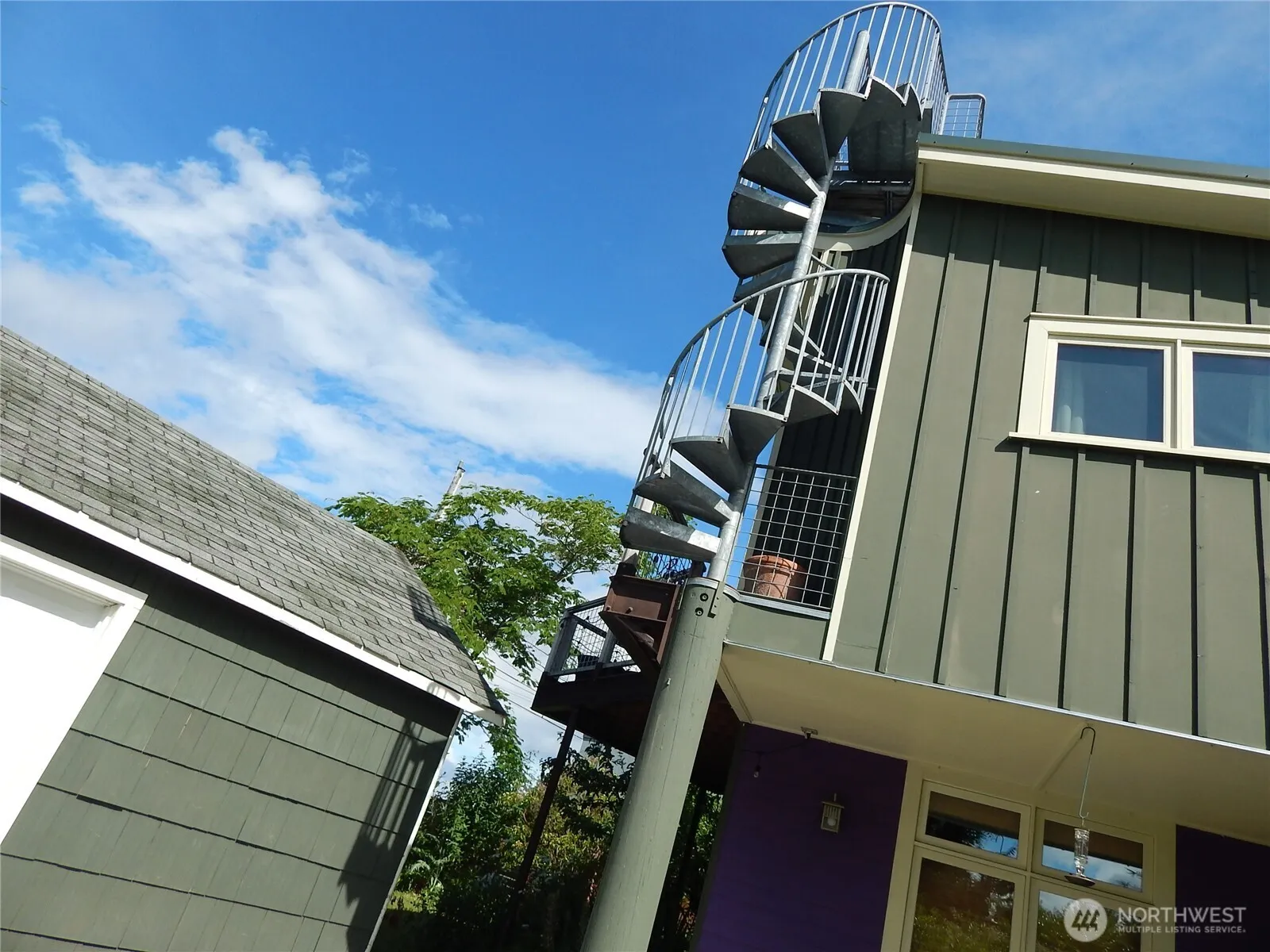 Property photo for 7321 35th Avenue Sw, Seattle photo 4