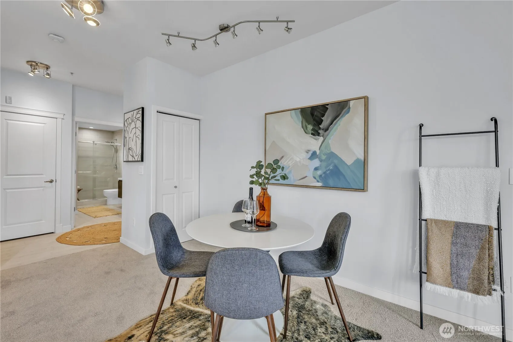 Property photo for 530 4th Avenue W #410, Seattle photo 5
