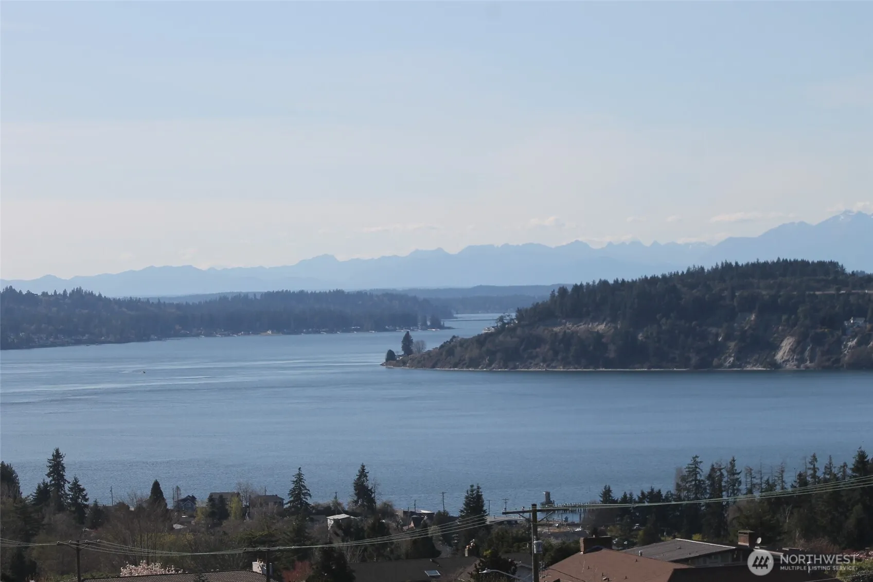 Property photo for 7606 19th Street W, Tacoma photo 2