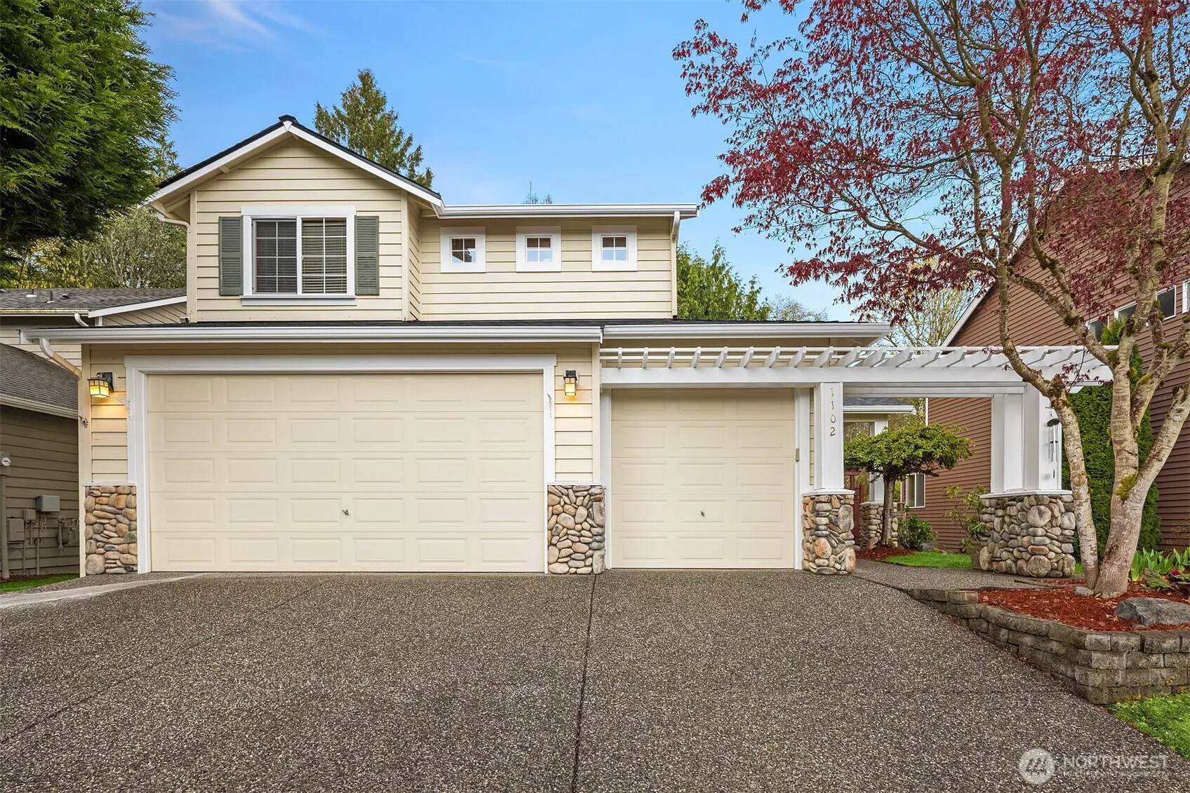 Property photo for 1102 185th Street Se, Bothell photo 2
