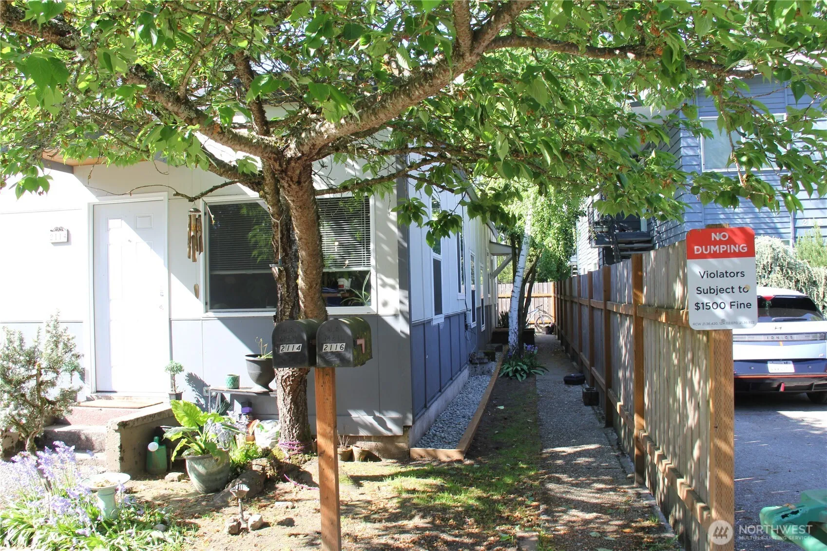 Property photo for 2110 Ne 85th Street, Seattle photo 2