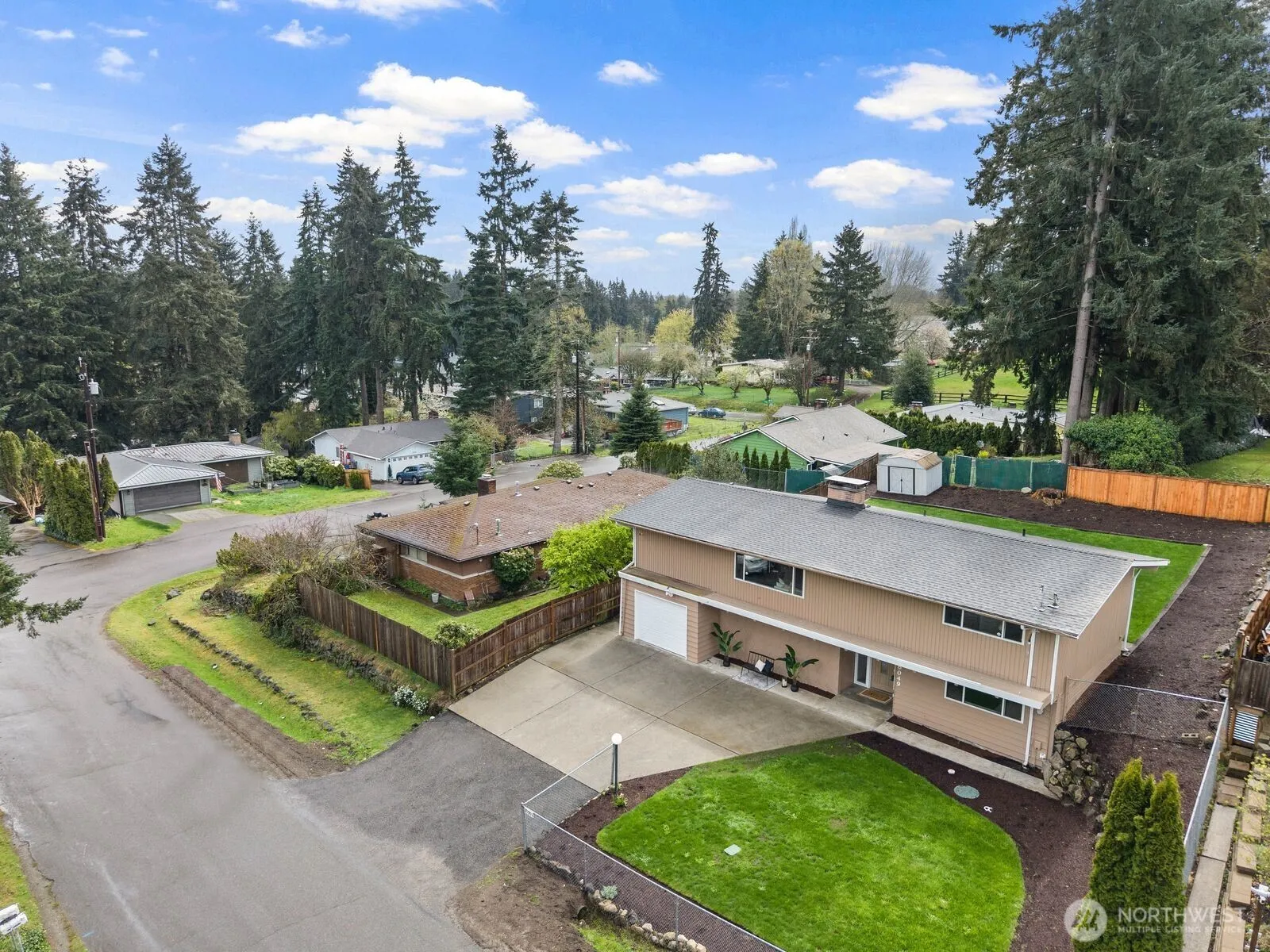 Property photo for 16049 Se 131st Street, Renton