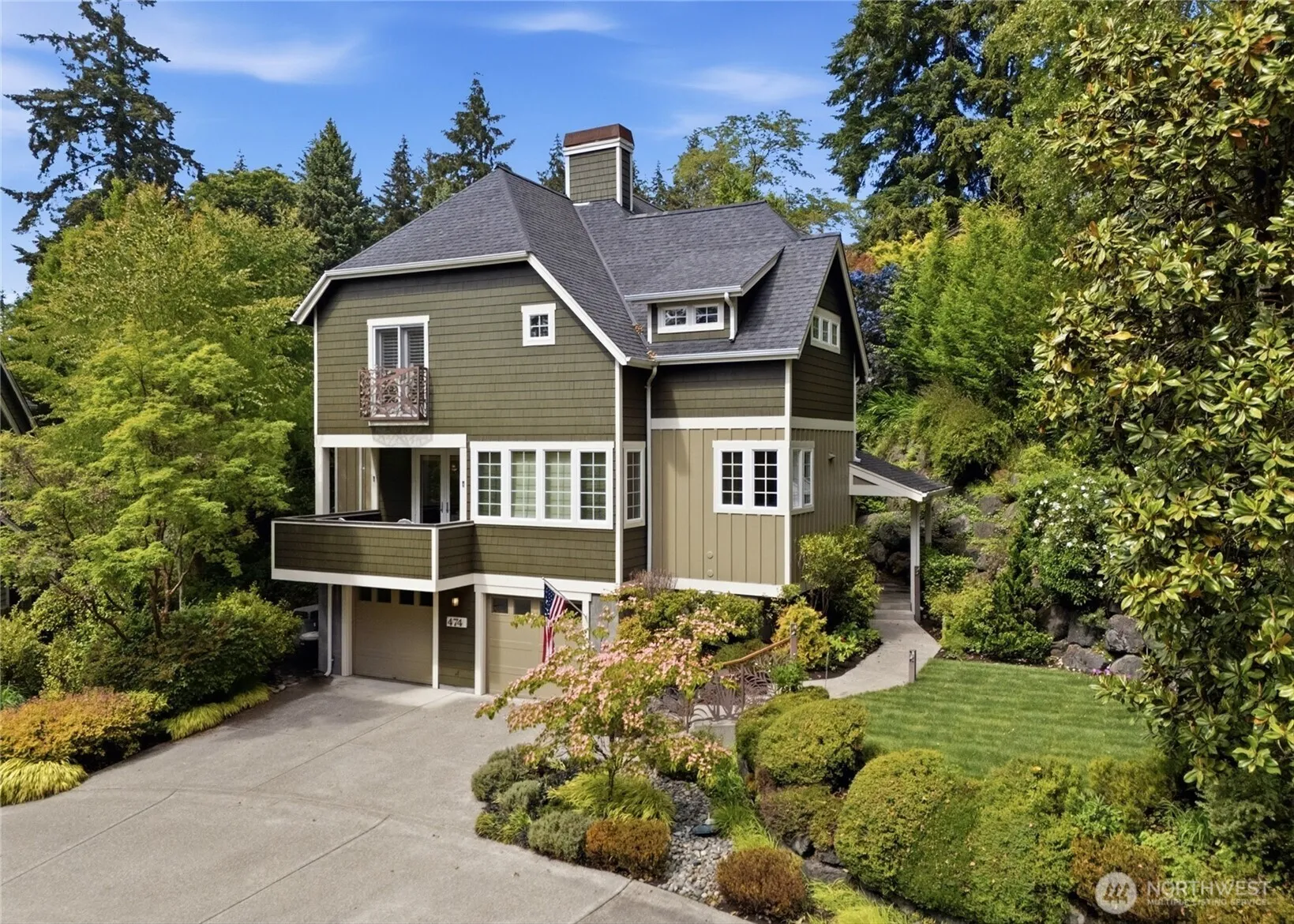 Property photo for 474 Glen Hollow Place Sw, Bainbridge Island
