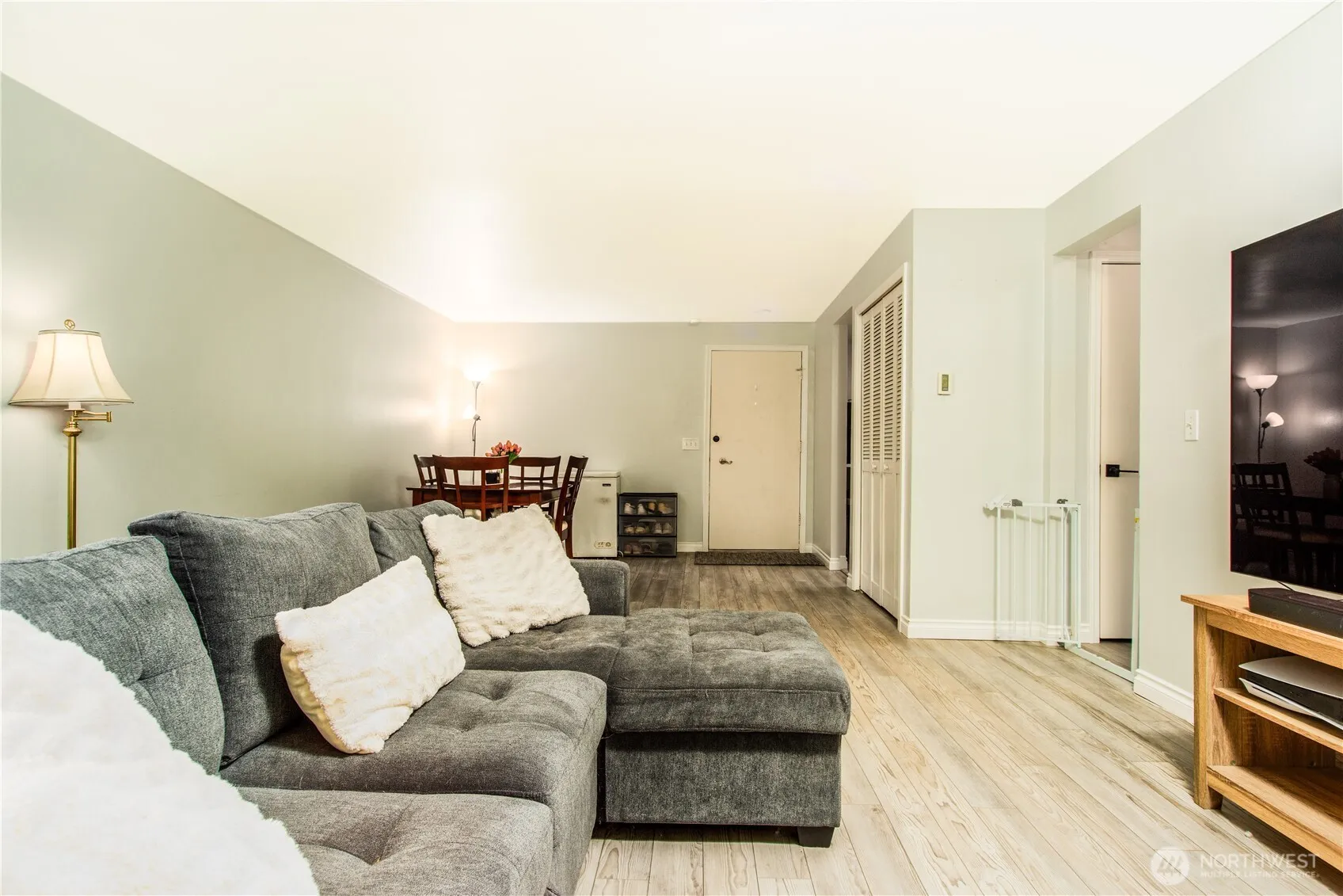Property photo for 7425 Ruby Drive Sw #c-7, Lakewood photo 2