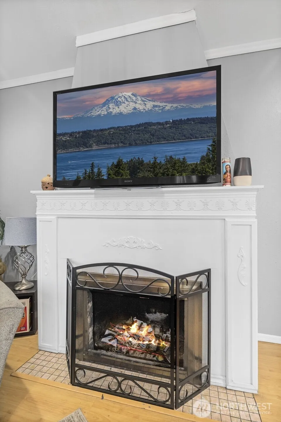 Property photo for 934 N 100th Street, Seattle photo 3