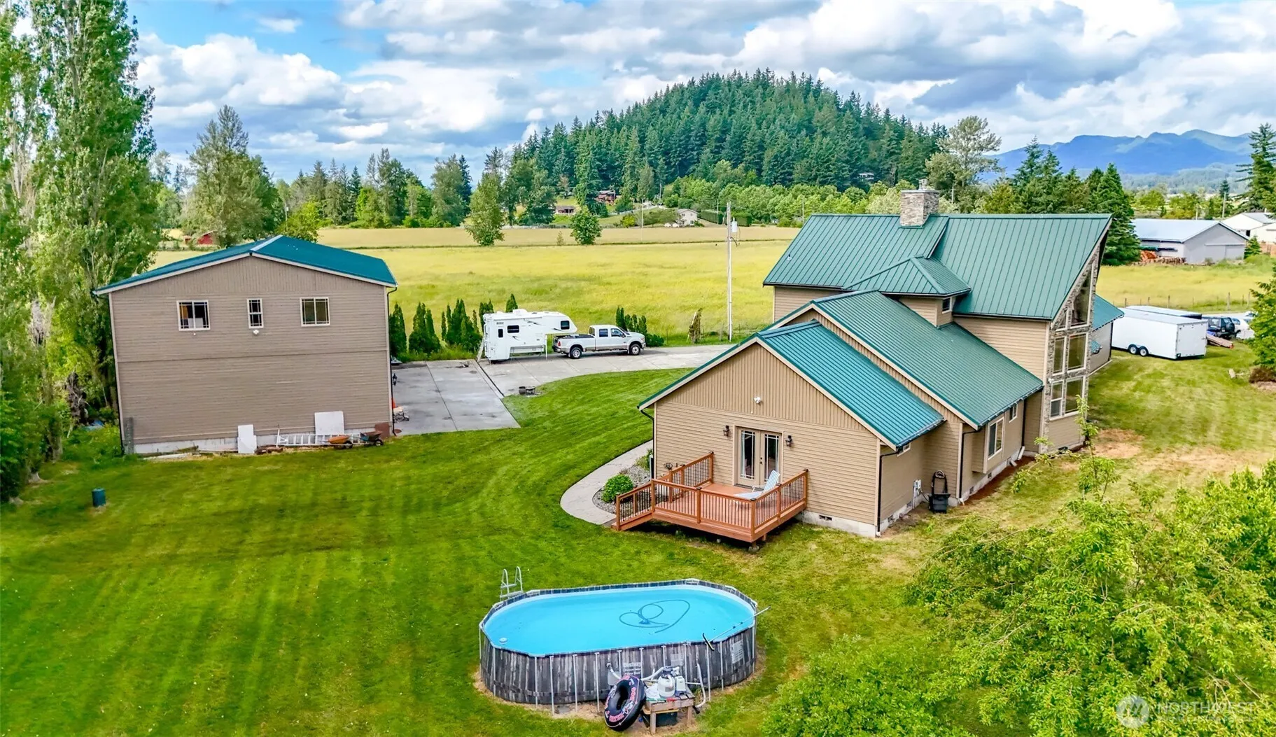 Property photo for 47335 260th Avenue Se, Enumclaw photo 4