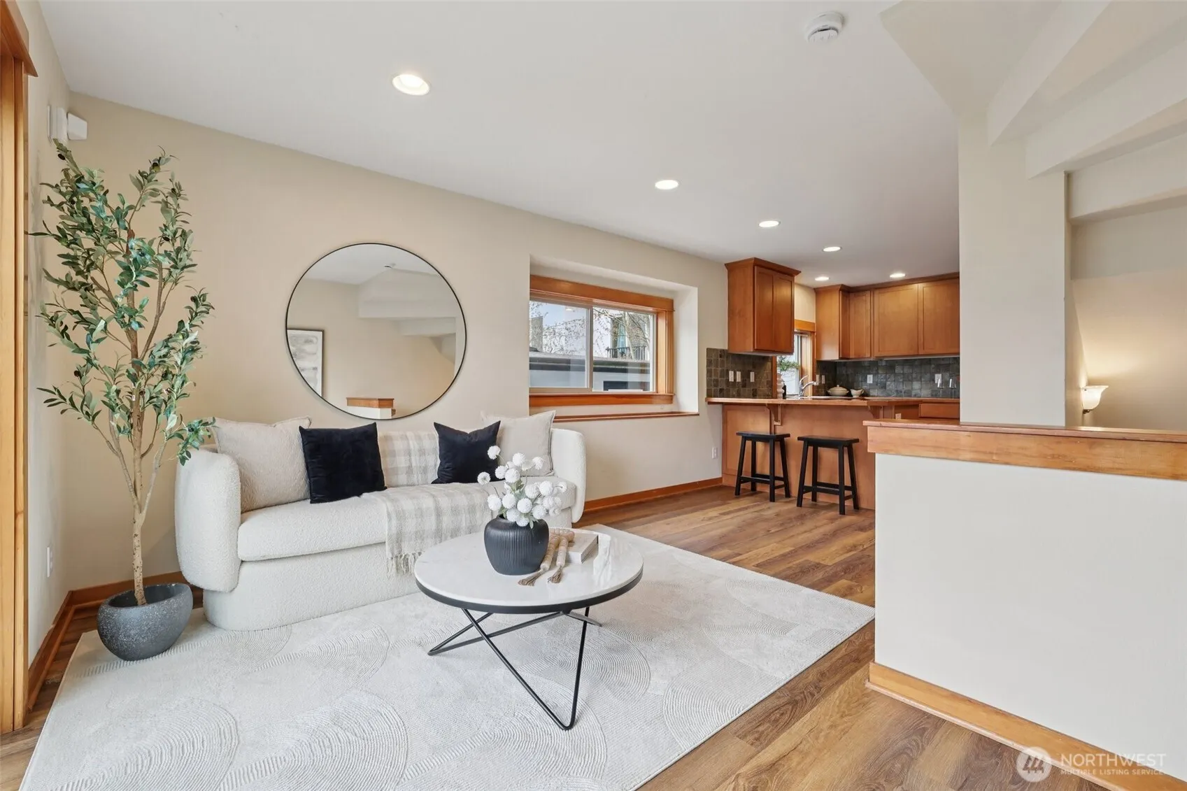 Property photo for 9047 17th Avenue Sw #a, Seattle