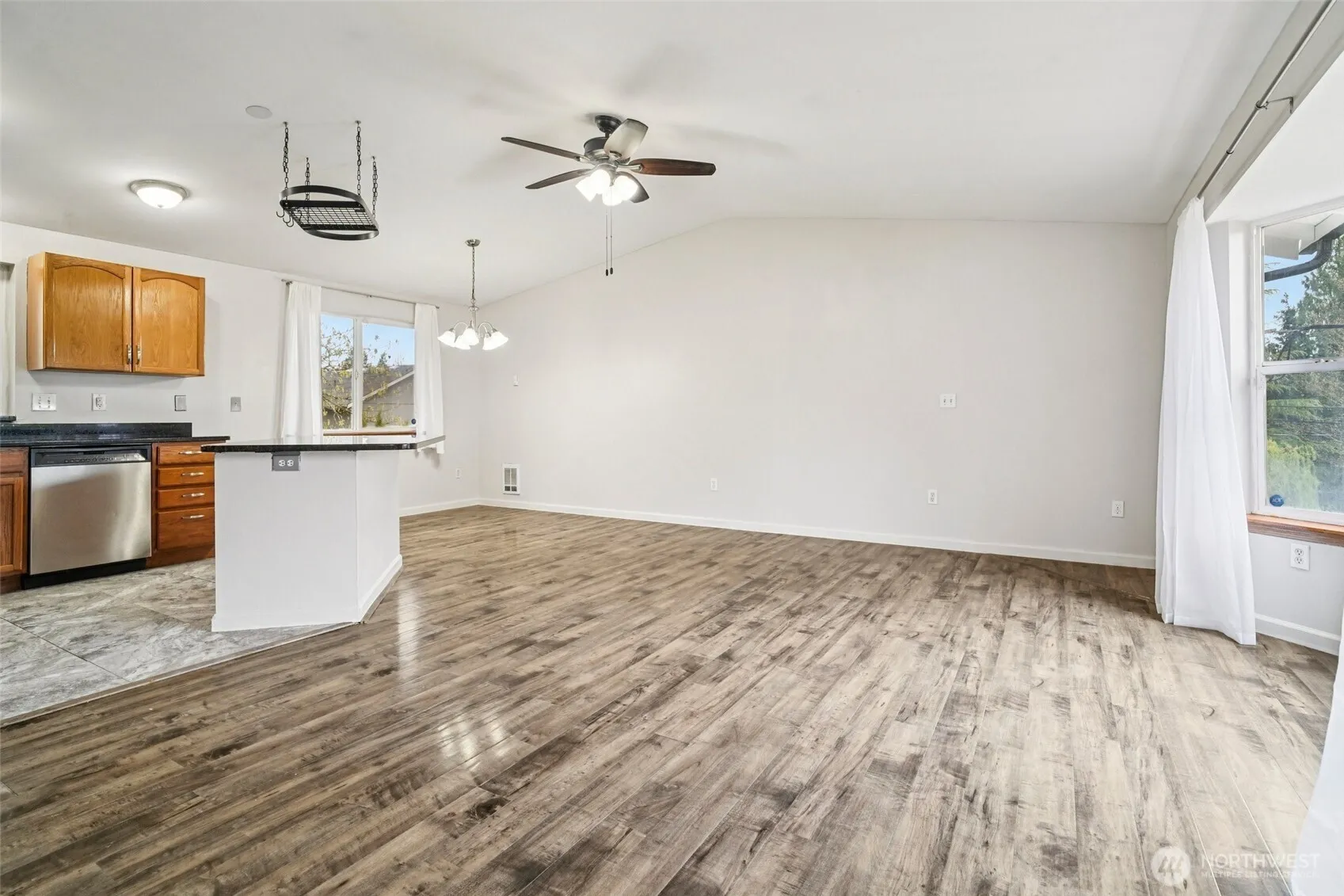 Property photo for 20414 La Rita Drive E, Bonney Lake photo 5