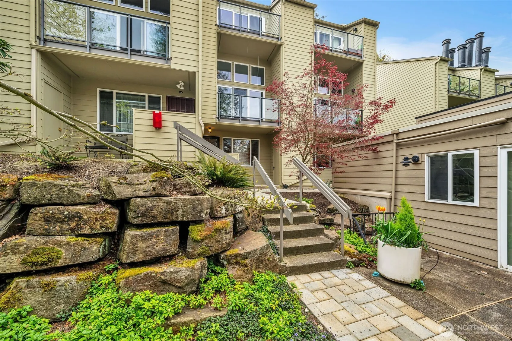 Property photo for 2939 76th Avenue Se #41b, Mercer Island