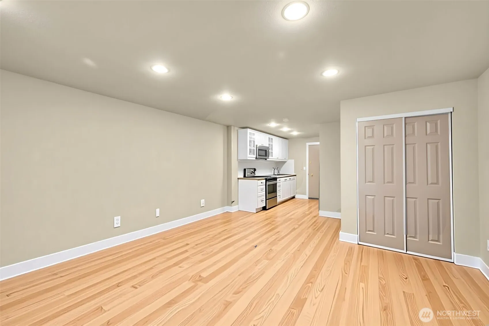 Property photo for 2939 76th Avenue Se #41b, Mercer Island photo 5