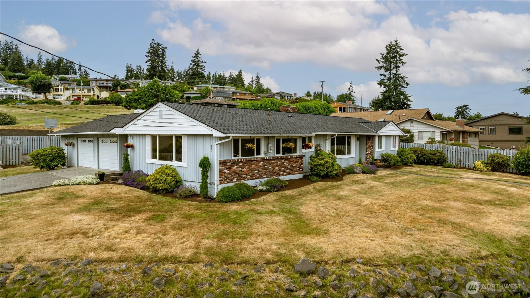 Property photo for 690 Maplewood Loop, Oak Harbor