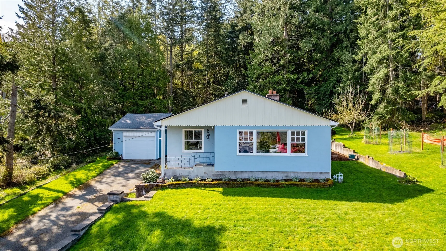 Property photo for 2601 17th Street, Anacortes photo 2