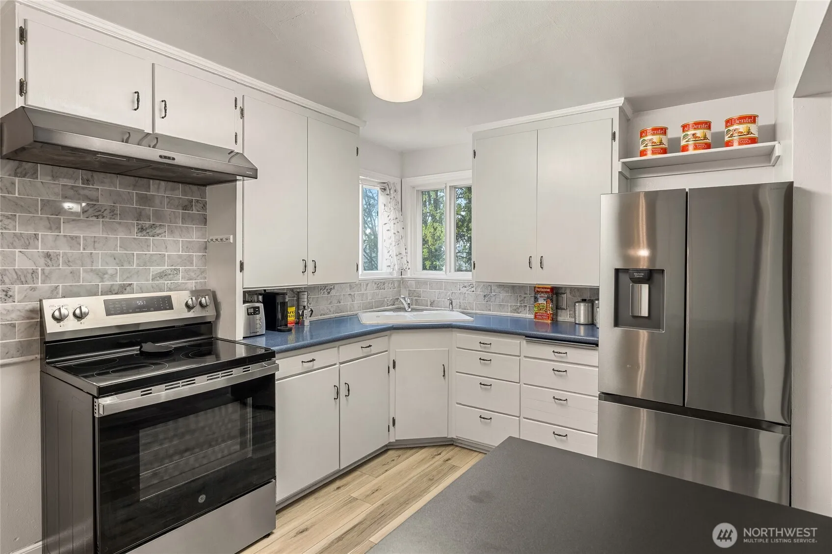 Property photo for 10850 26th Avenue S, Seattle photo 4